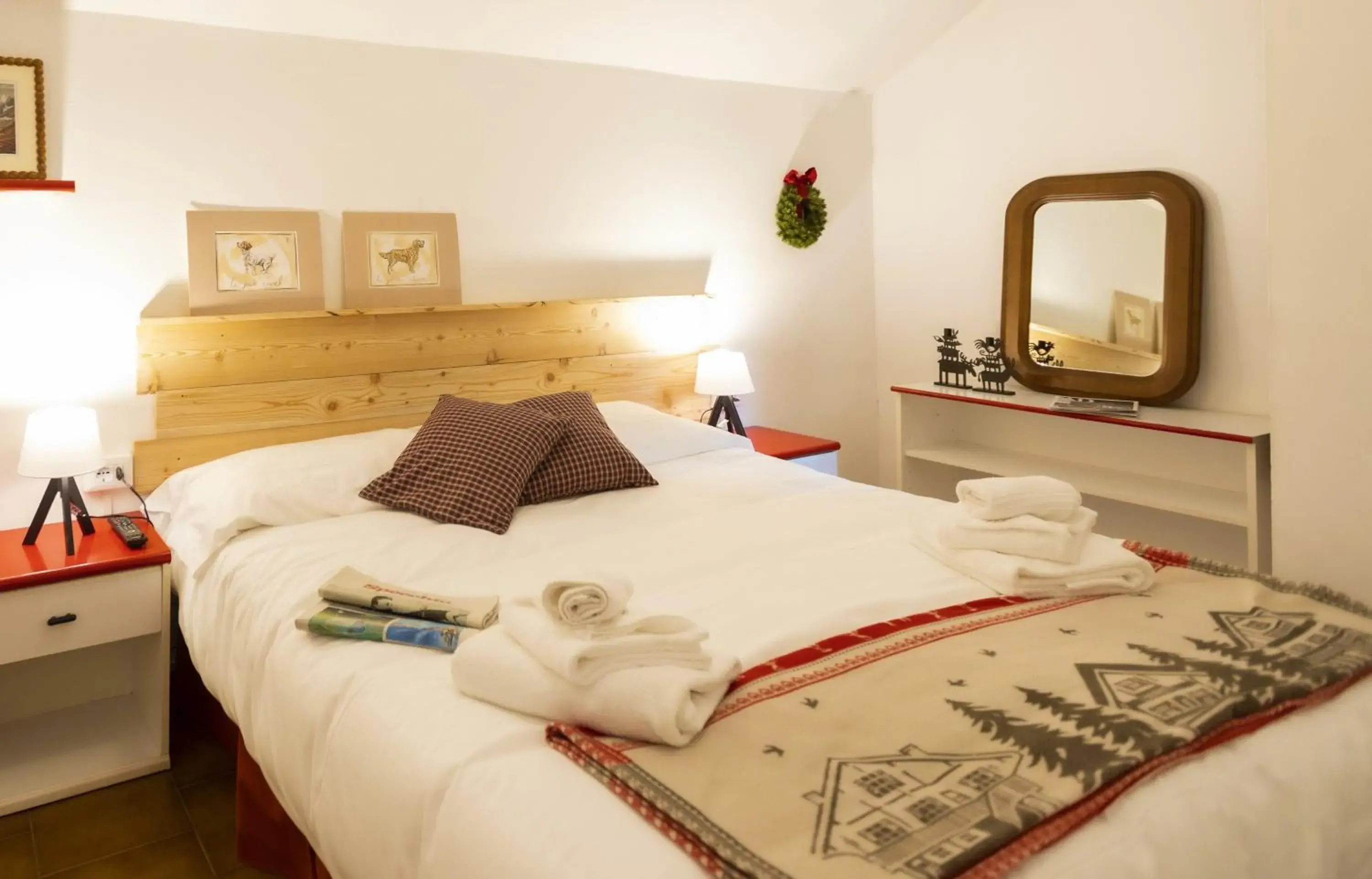 Bed in Aparthotel Claviere Bed in Aparthotel Claviere