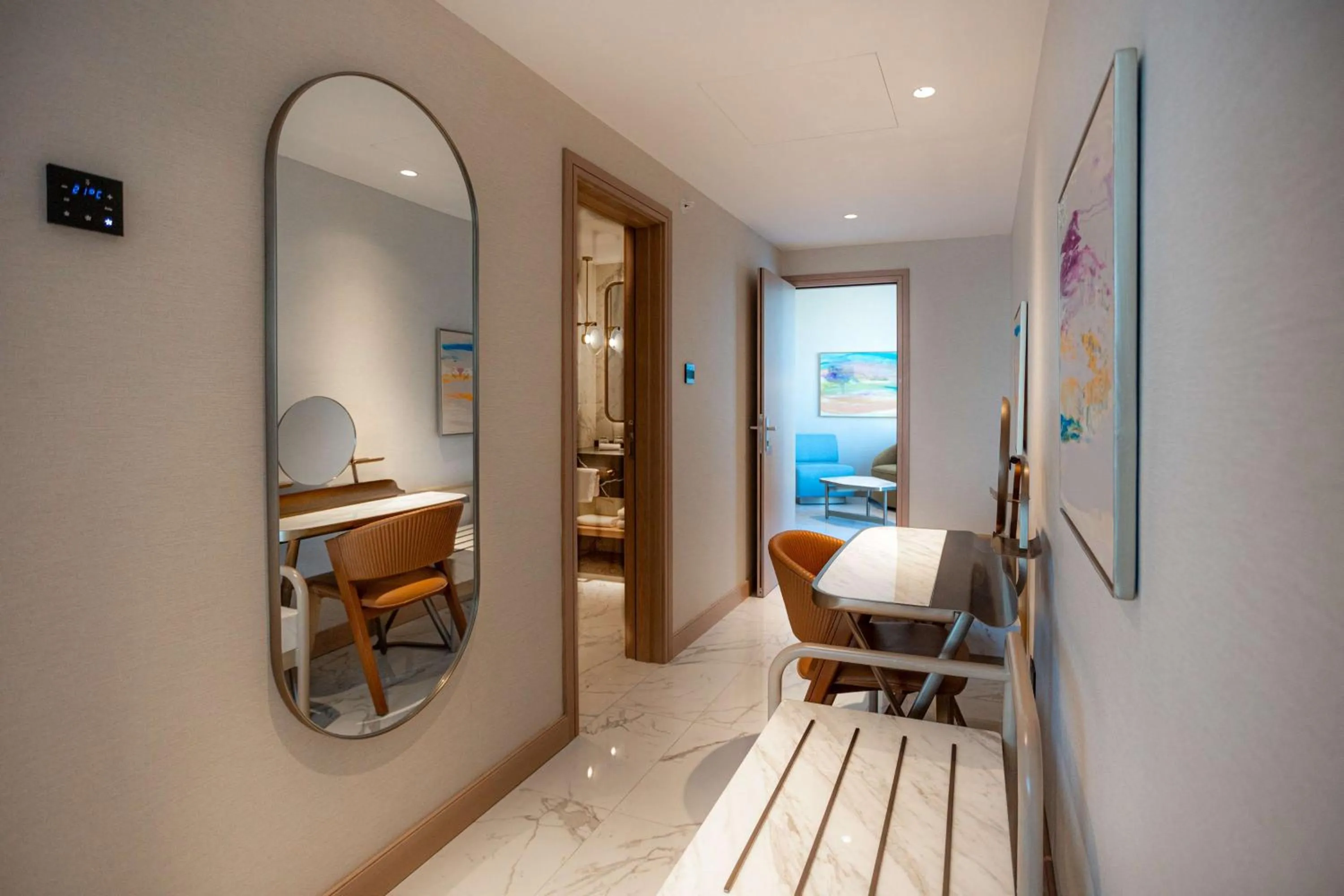 Photo of the whole room in Kempinski Hotel Amman