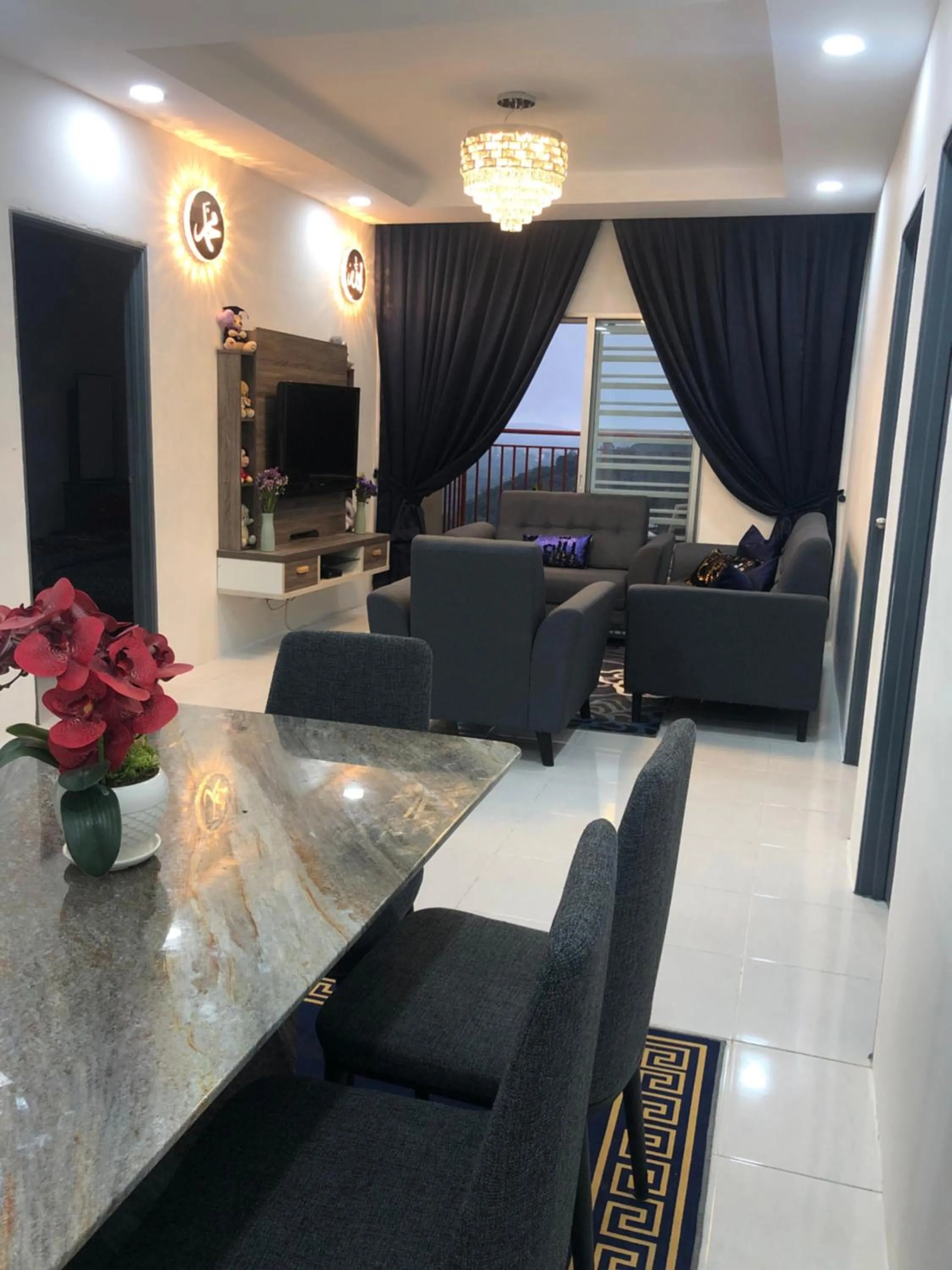 Ramadhina Eagle Eye View Home2stay Emerald Avenue