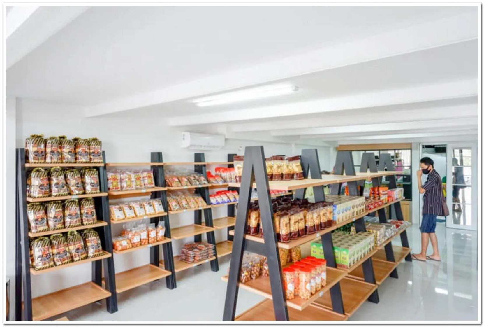 RedDoorz Plus @ Madukoro Raya Semarang