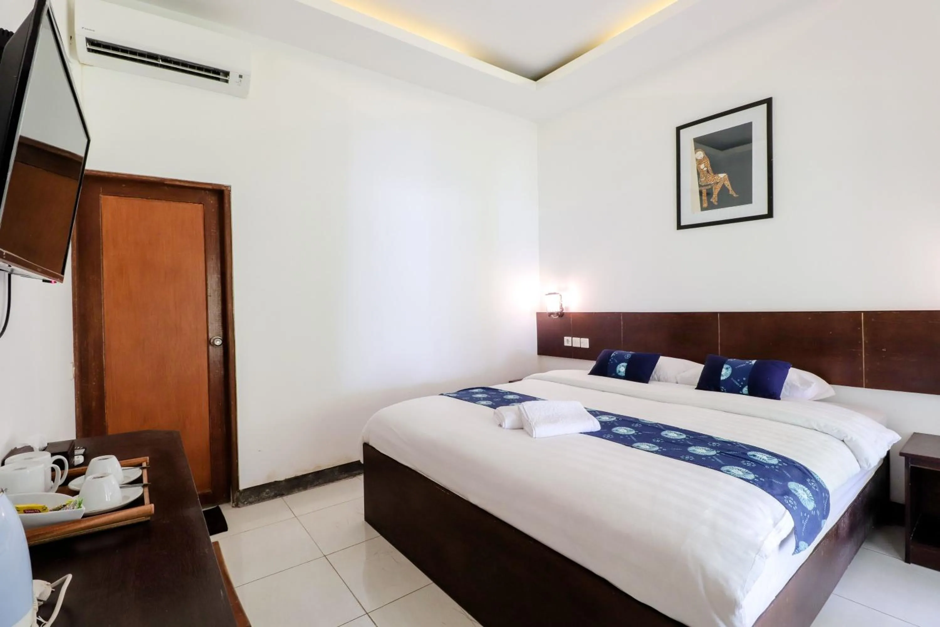 Bedroom, Bed in Balkondes Kenalan