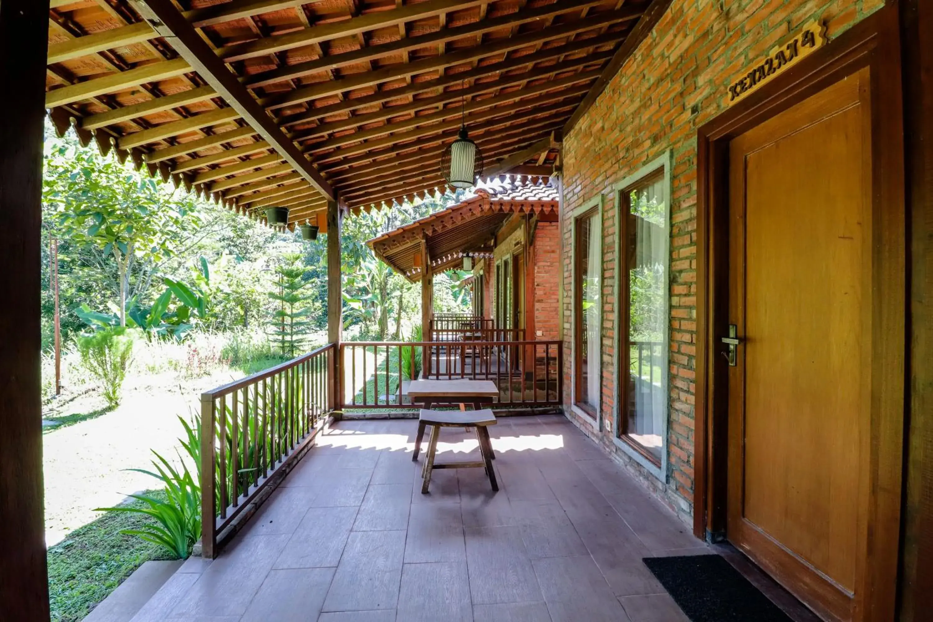 Property building in Balkondes Kenalan Property building in Balkondes Kenalan