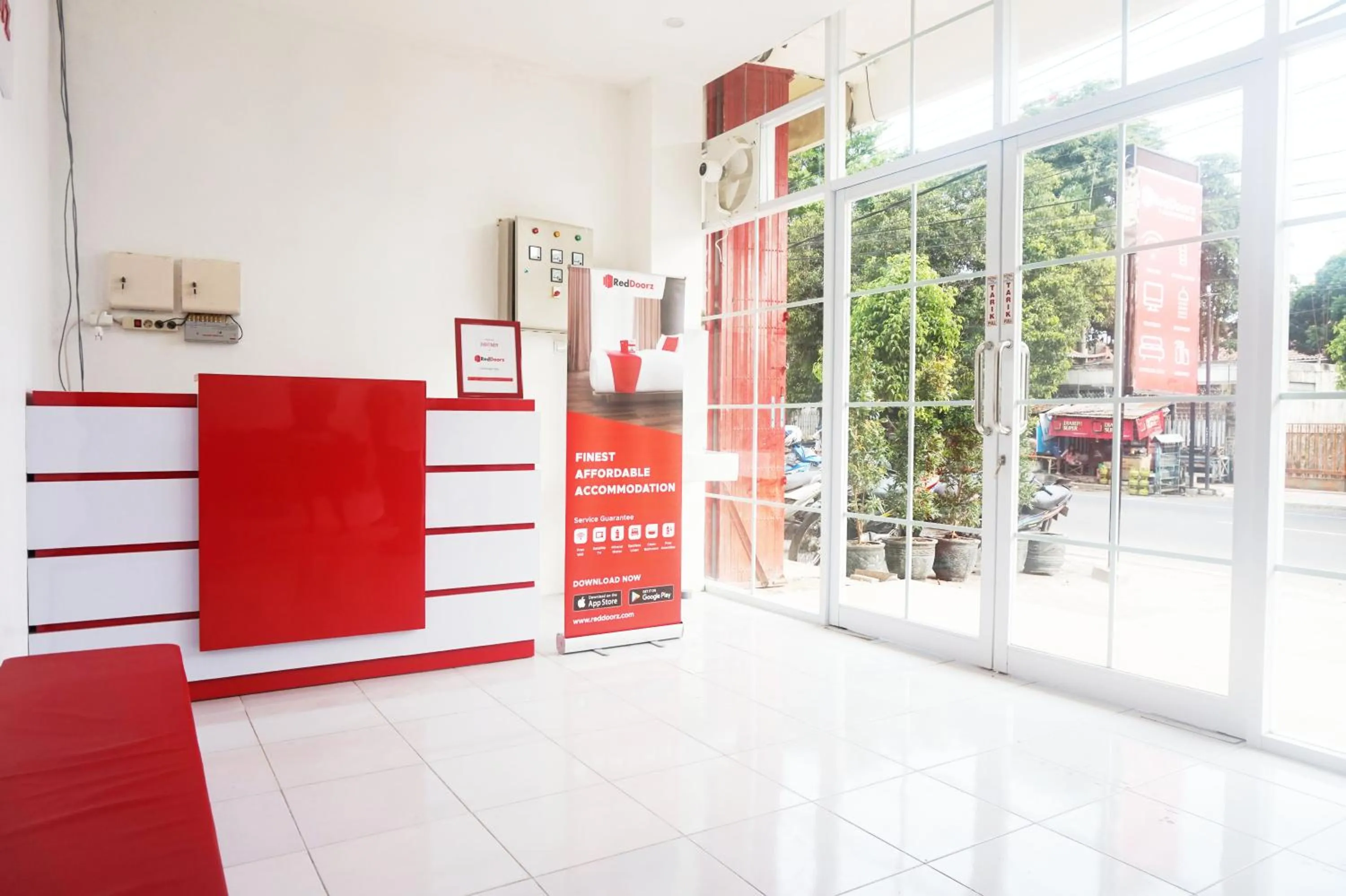Lobby or reception in RedDoorz @ Jalan Tanjung Blitar