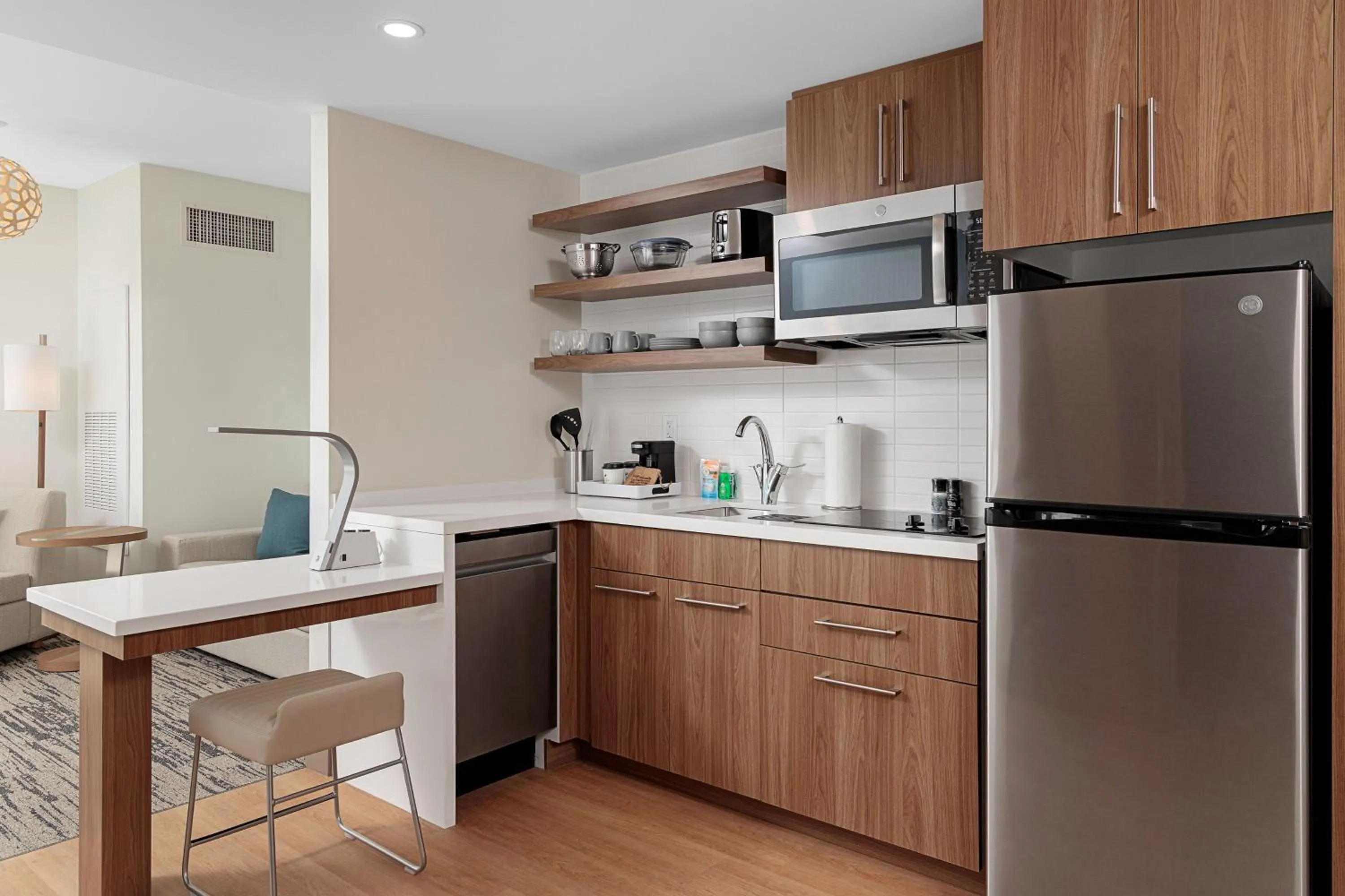 Kitchen or kitchenette in Element Nashville Vanderbilt West End