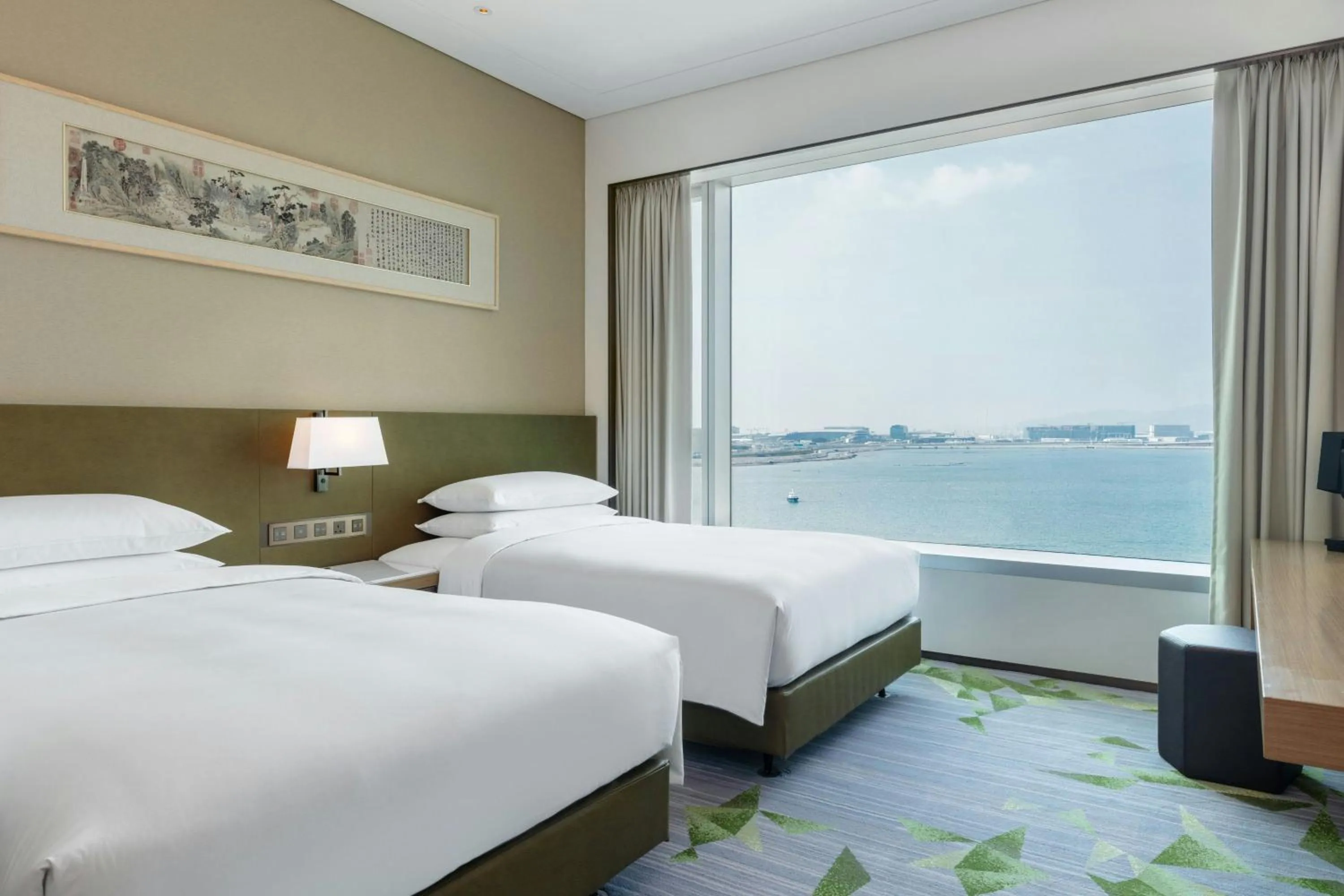 Photo of the whole room, Bed in Sheraton Hong Kong Tung Chung Hotel