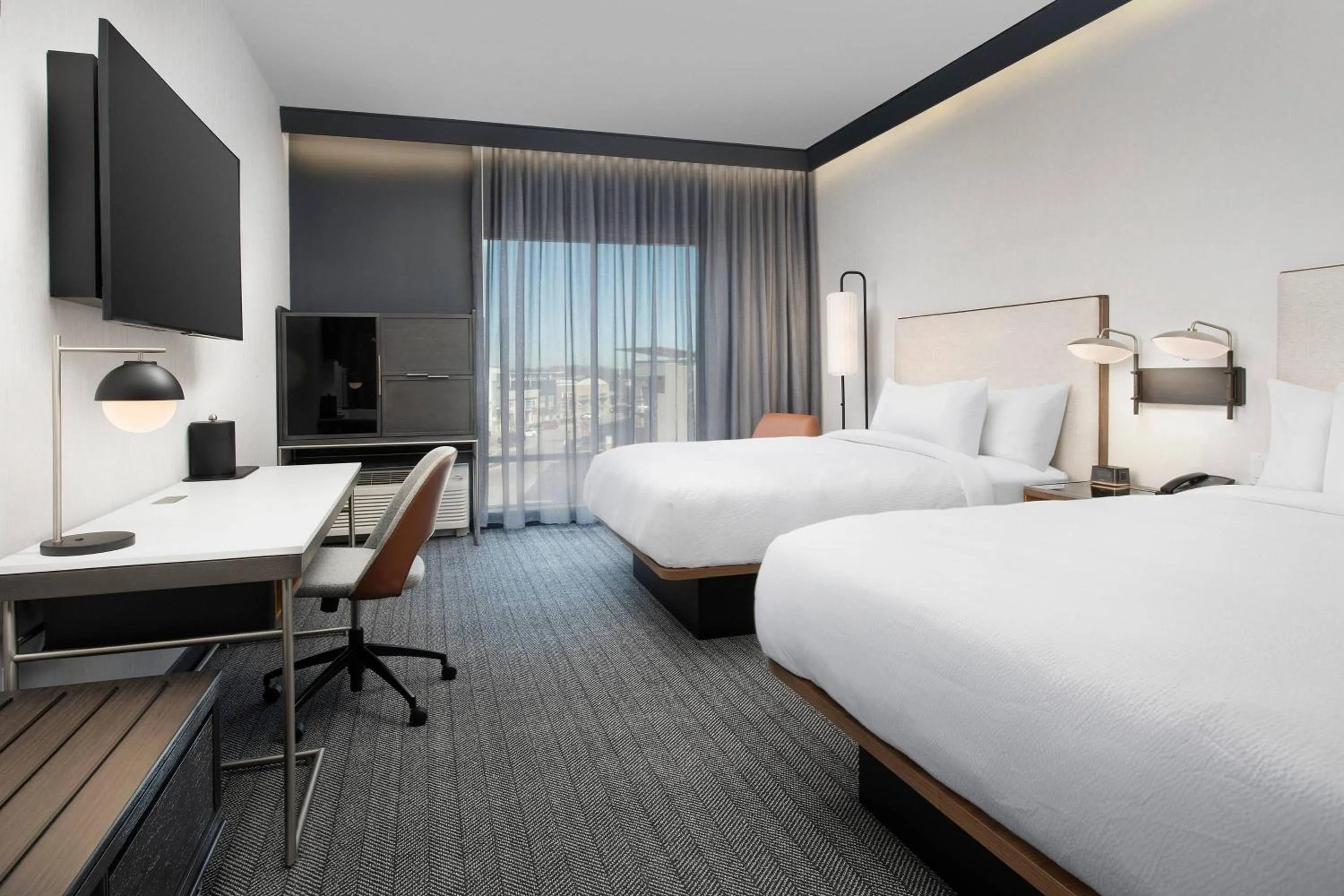 Photo of the whole room, Bed in Courtyard by Marriott Indianapolis Plainfield