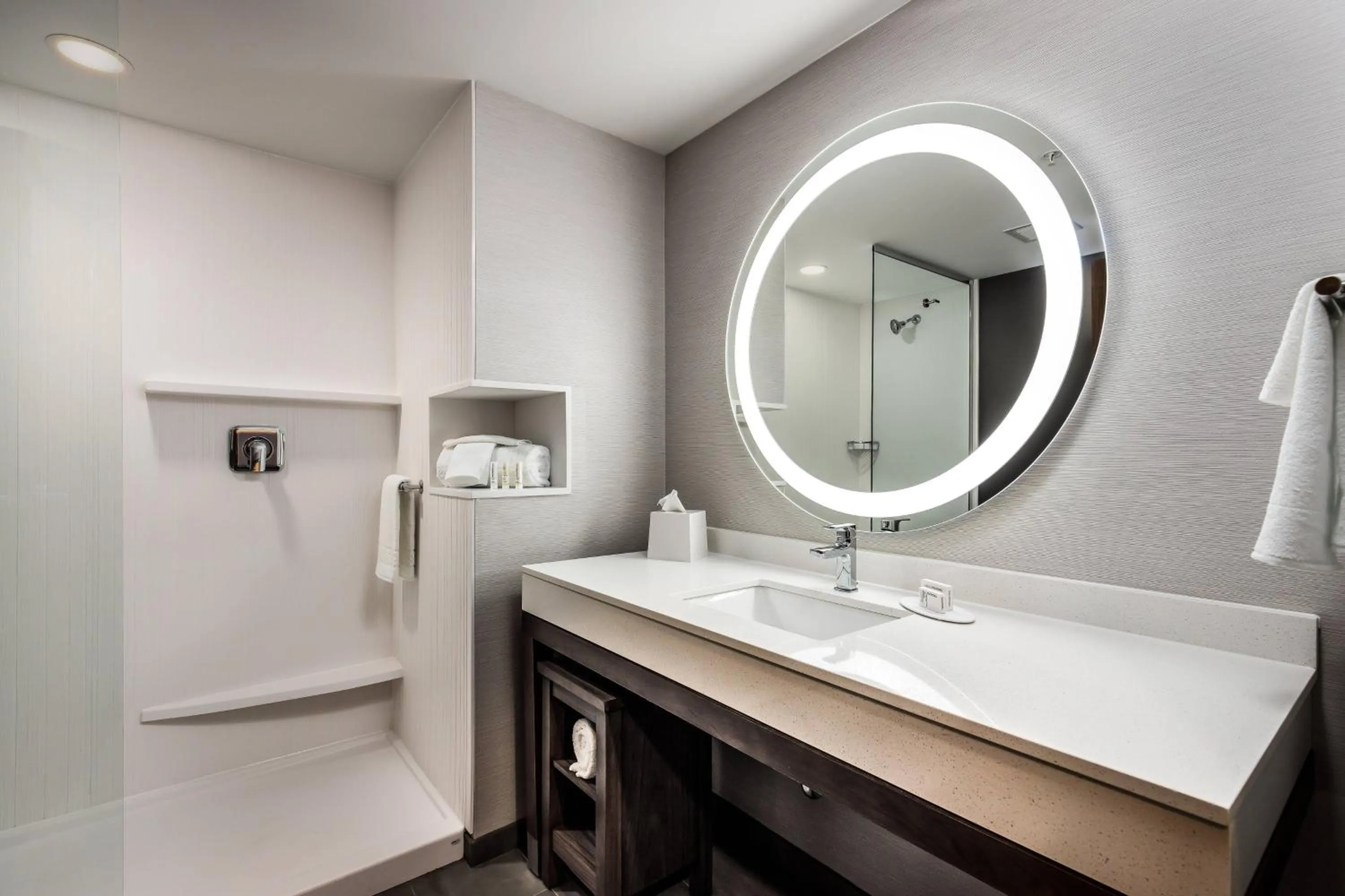 Bathroom in Courtyard by Marriott Pensacola I-10 West