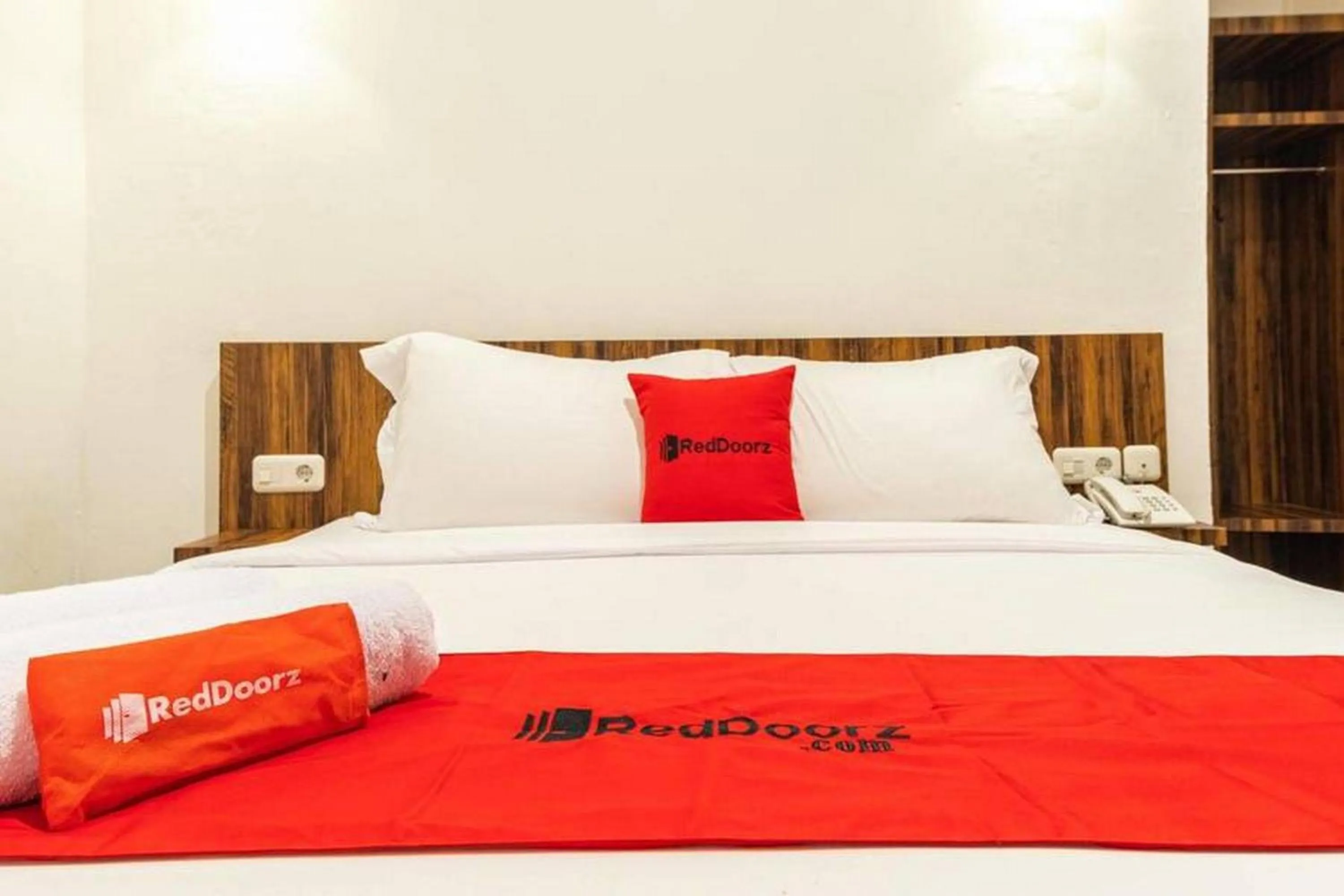 Bed in RedDoorz near RS Royal Prima Medan 2