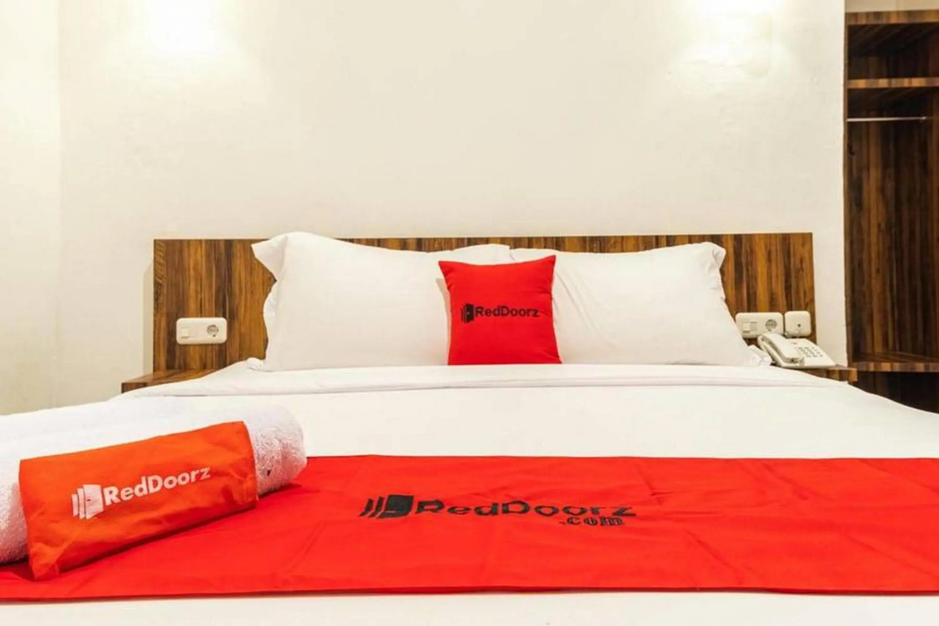 Bed in RedDoorz near RS Royal Prima Medan 2 Bed in RedDoorz near RS Royal Prima Medan 2