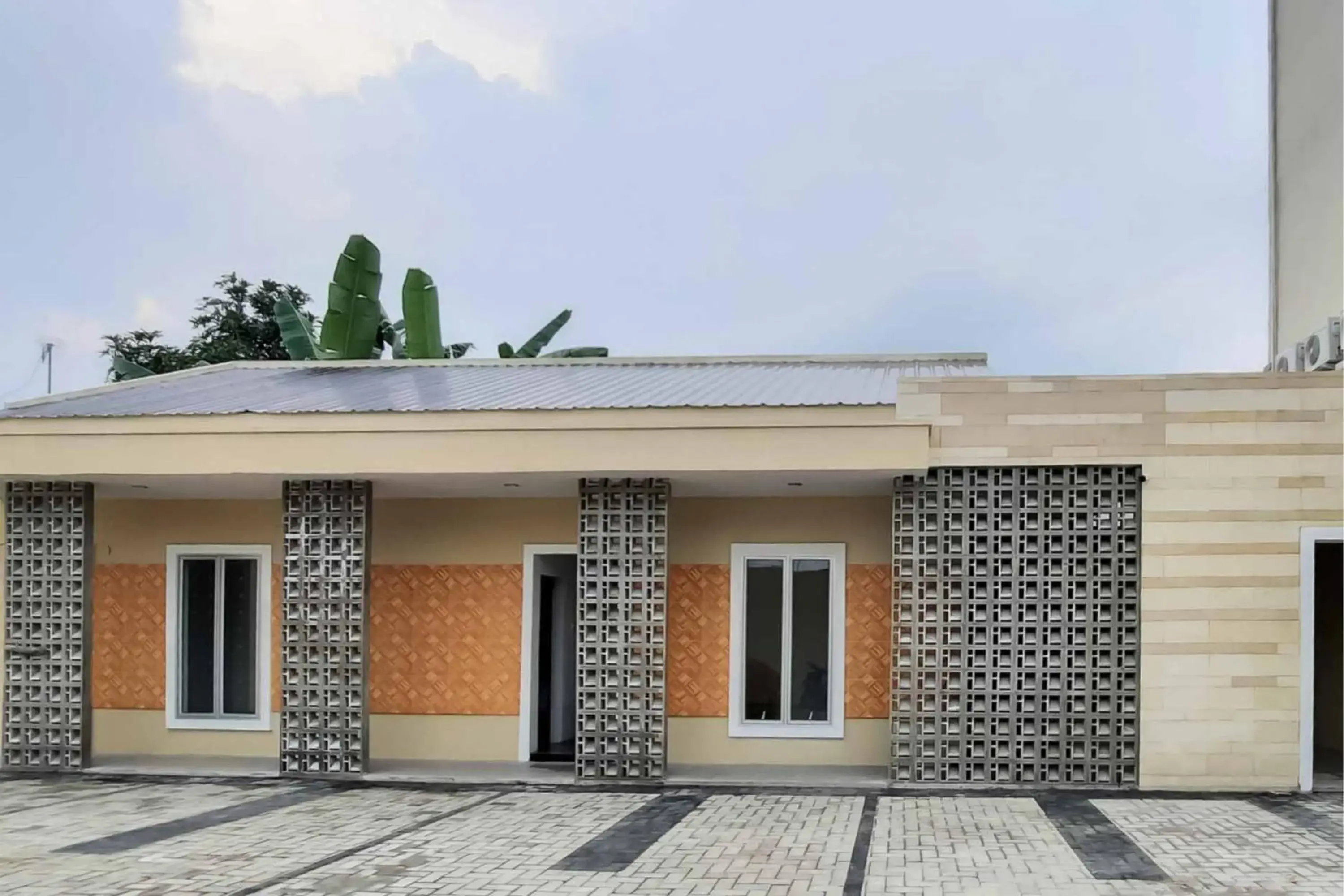 RedDoorz near RS Royal Prima Medan 2 RedDoorz near RS Royal Prima Medan 2