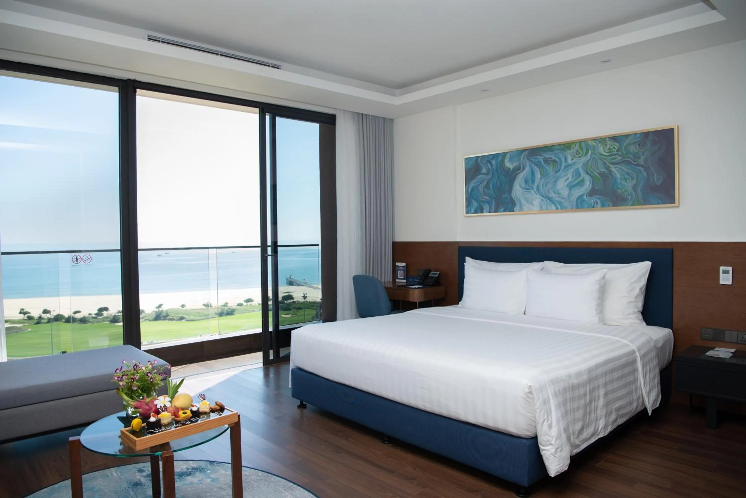 View (from property/room), Bed in FLC Grand Hotel Quy Nhon