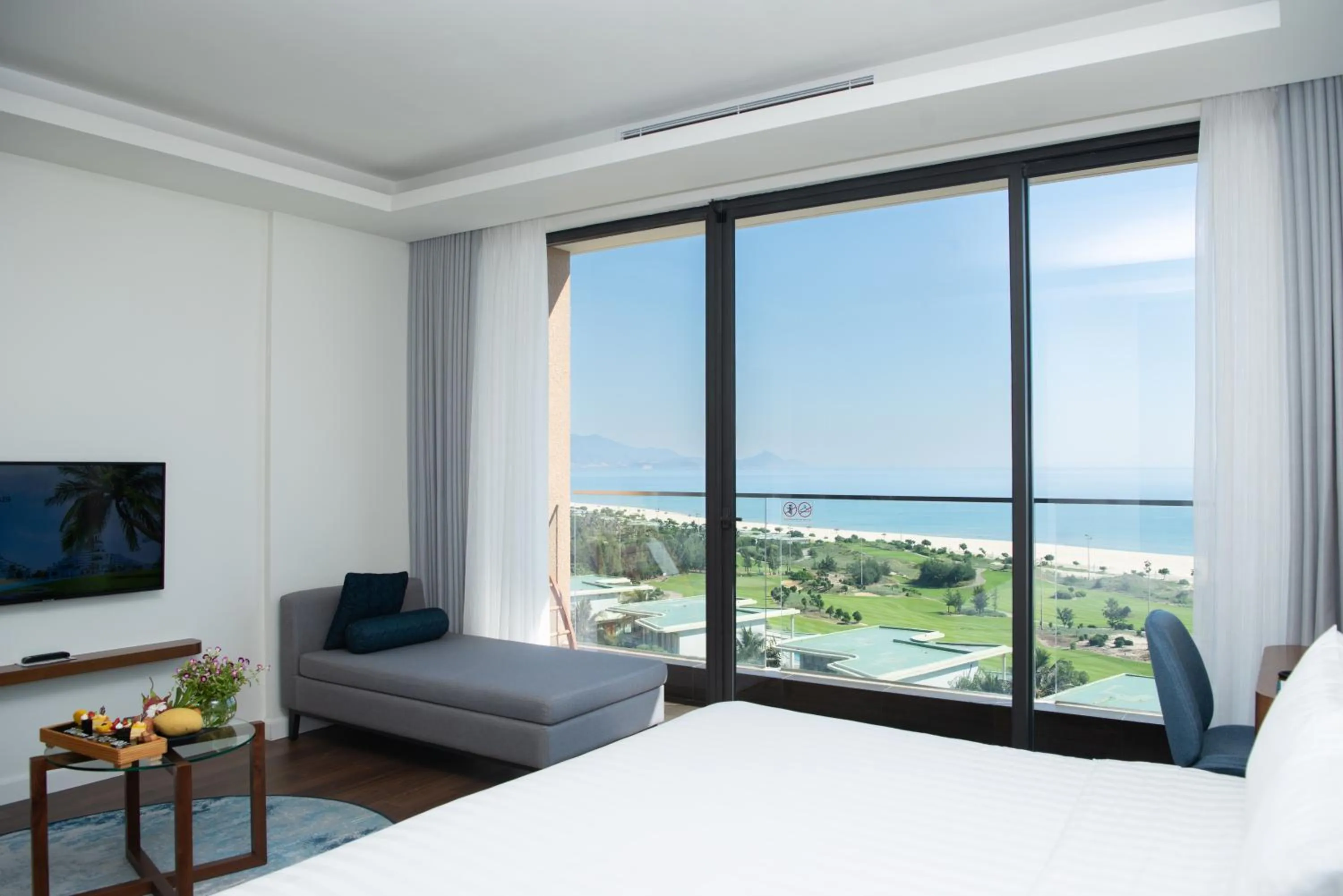 View (from property/room), Bed in FLC Grand Hotel Quy Nhon