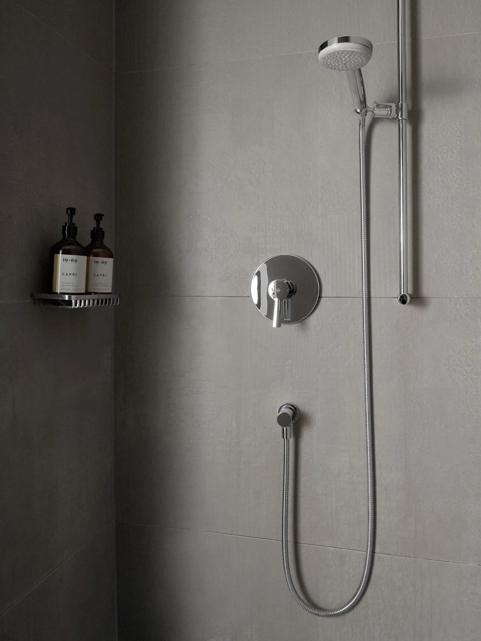 Shower in Bob W Munich Schwabing