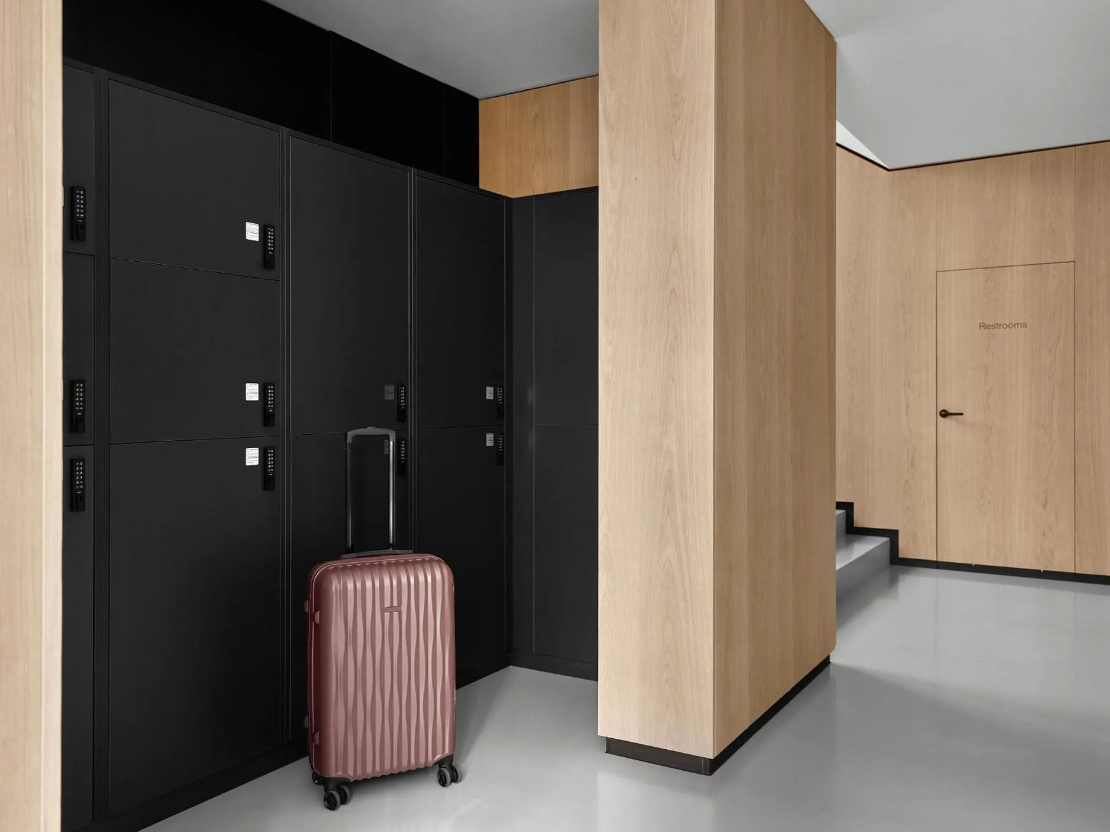 storage in Bob W Munich Schwabing