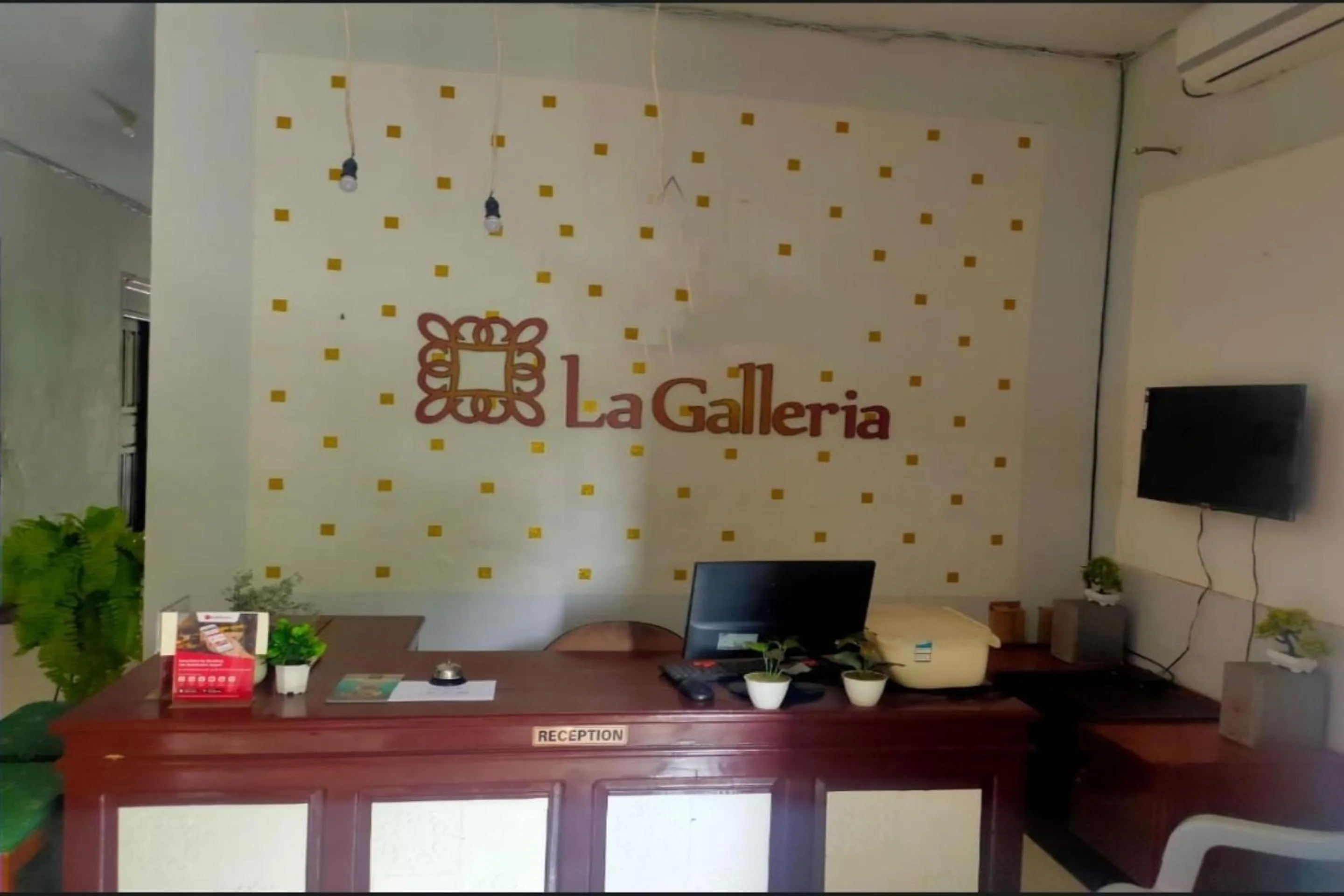 Lobby or reception in Hotel O Lagalleria