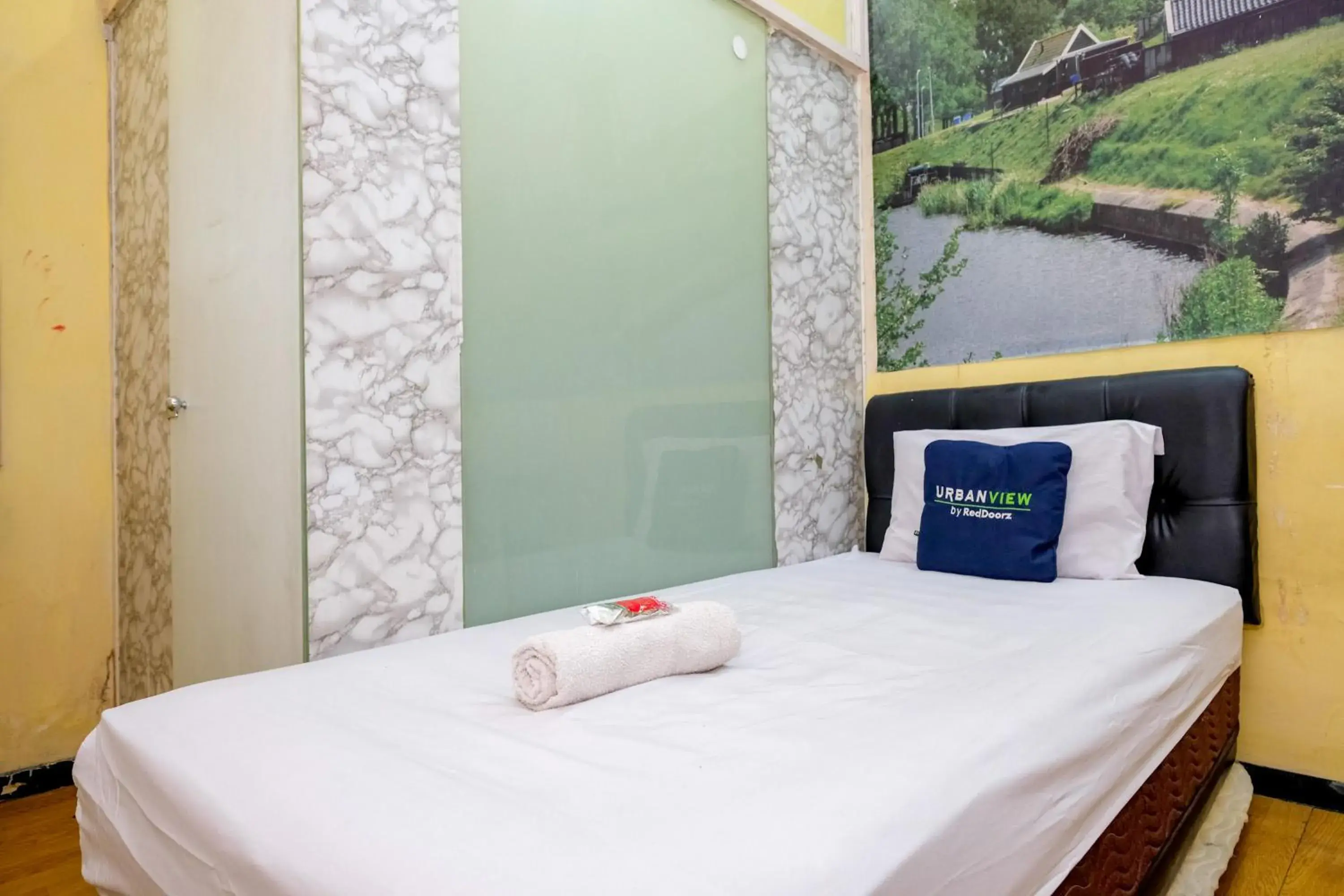 Bedroom, Bed in Urbanview Hotel Gangnam near Mall Olympic Garden Bedroom, Bed in Urbanview Hotel Gangnam near Mall Olympic Garden