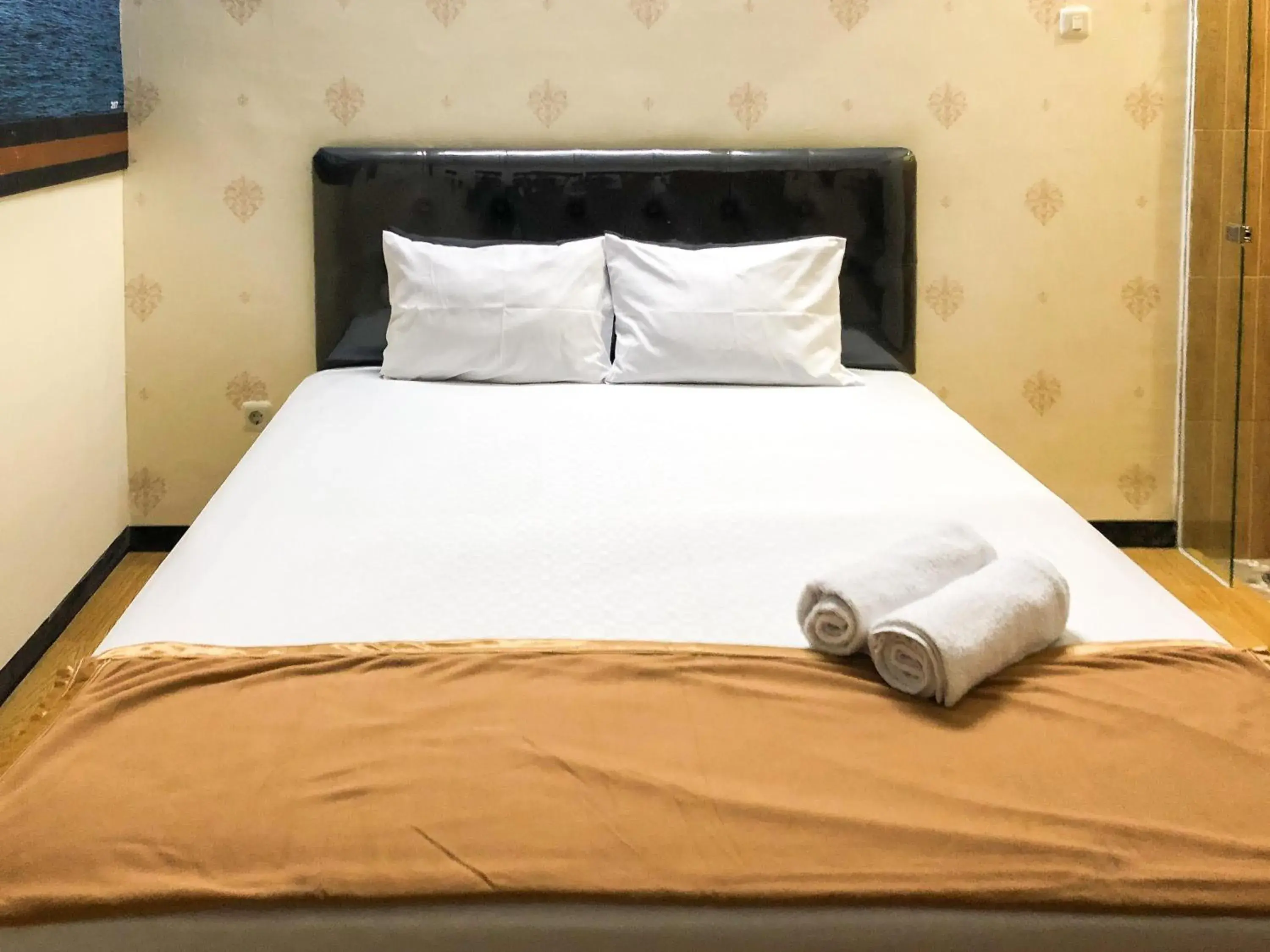 Bed in Urbanview Hotel Gangnam near Mall Olympic Garden Bed in Urbanview Hotel Gangnam near Mall Olympic Garden