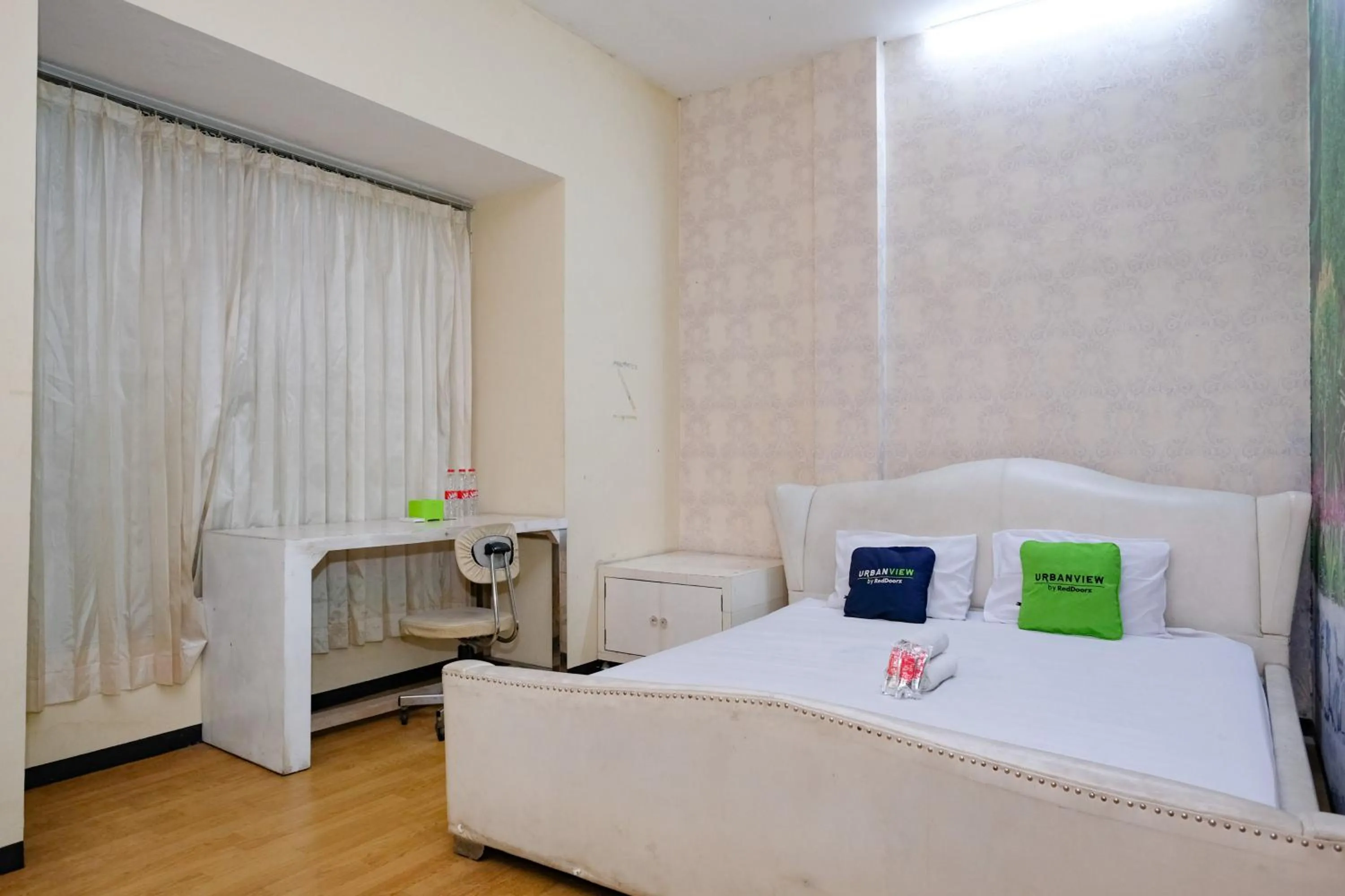 Bedroom, Bed in Urbanview Hotel Gangnam near Mall Olympic Garden