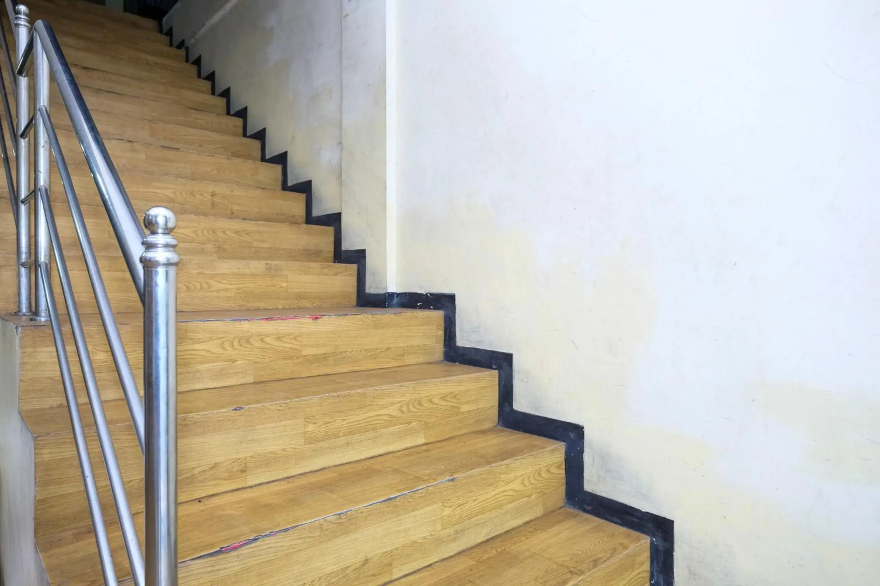 Property building in Urbanview Hotel Gangnam near Mall Olympic Garden Property building in Urbanview Hotel Gangnam near Mall Olympic Garden