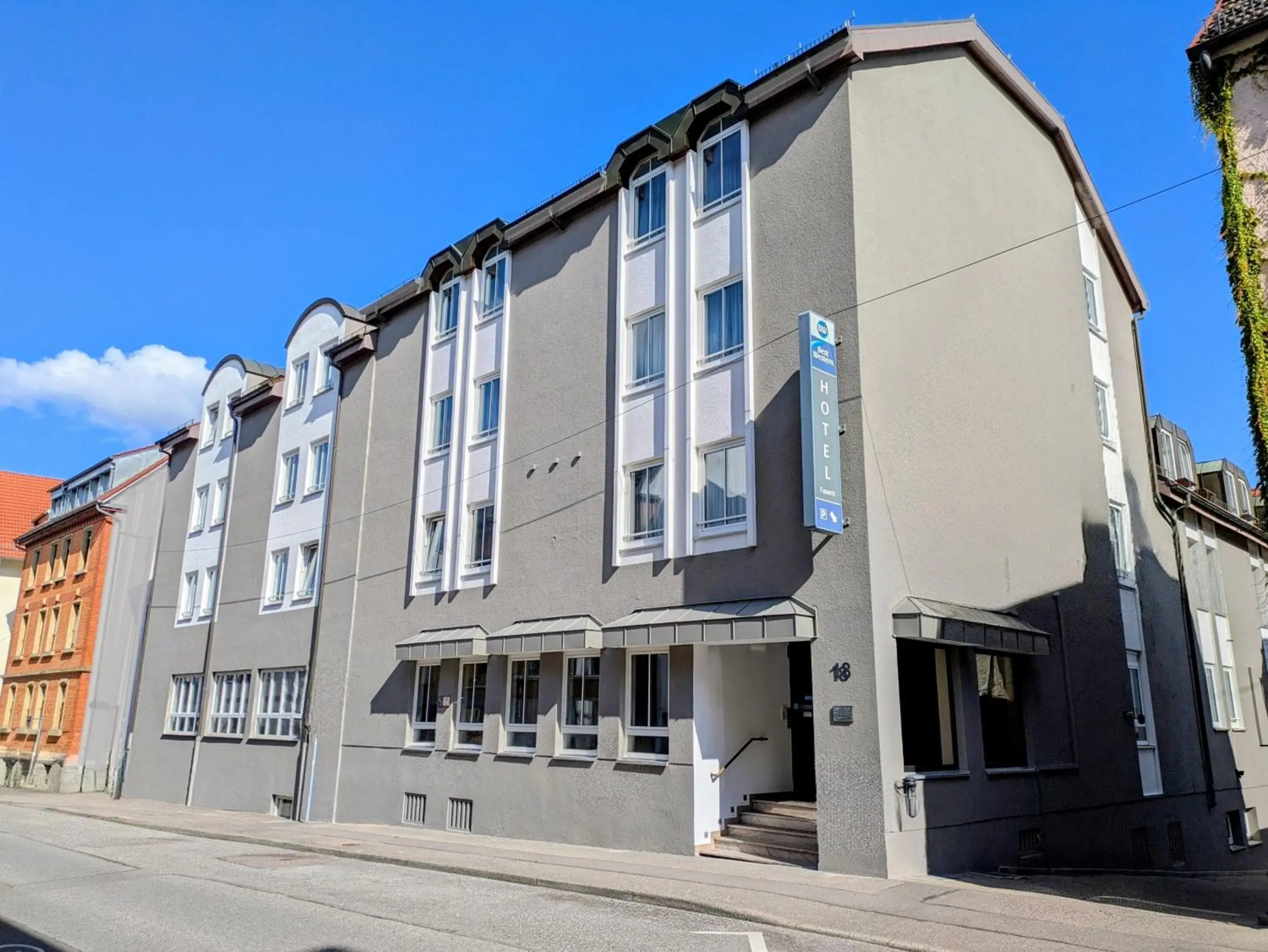 Property building in Best Western Hotel Favorit Property building in Best Western Hotel Favorit