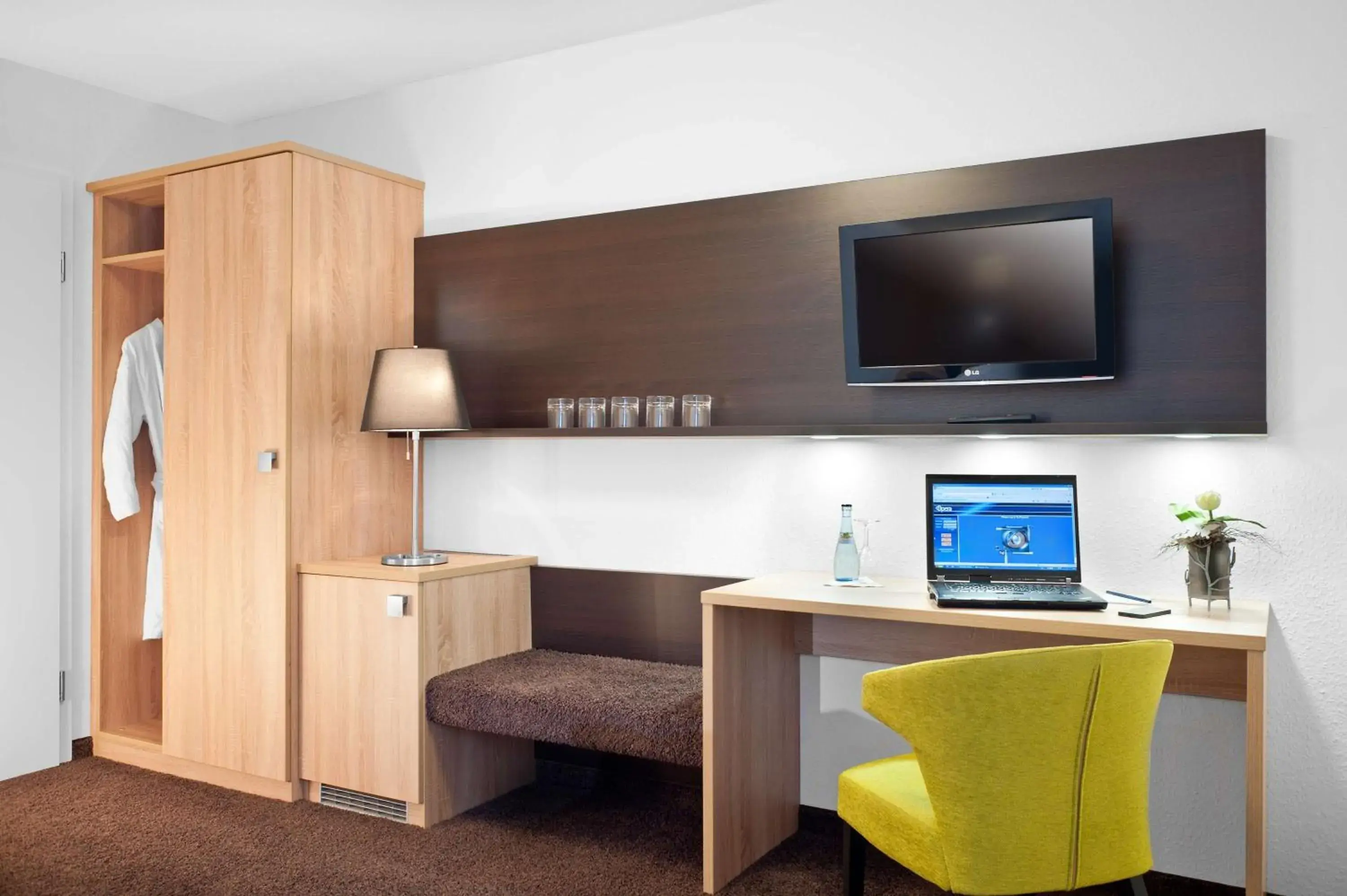 Bedroom in Best Western Hotel Favorit Bedroom in Best Western Hotel Favorit