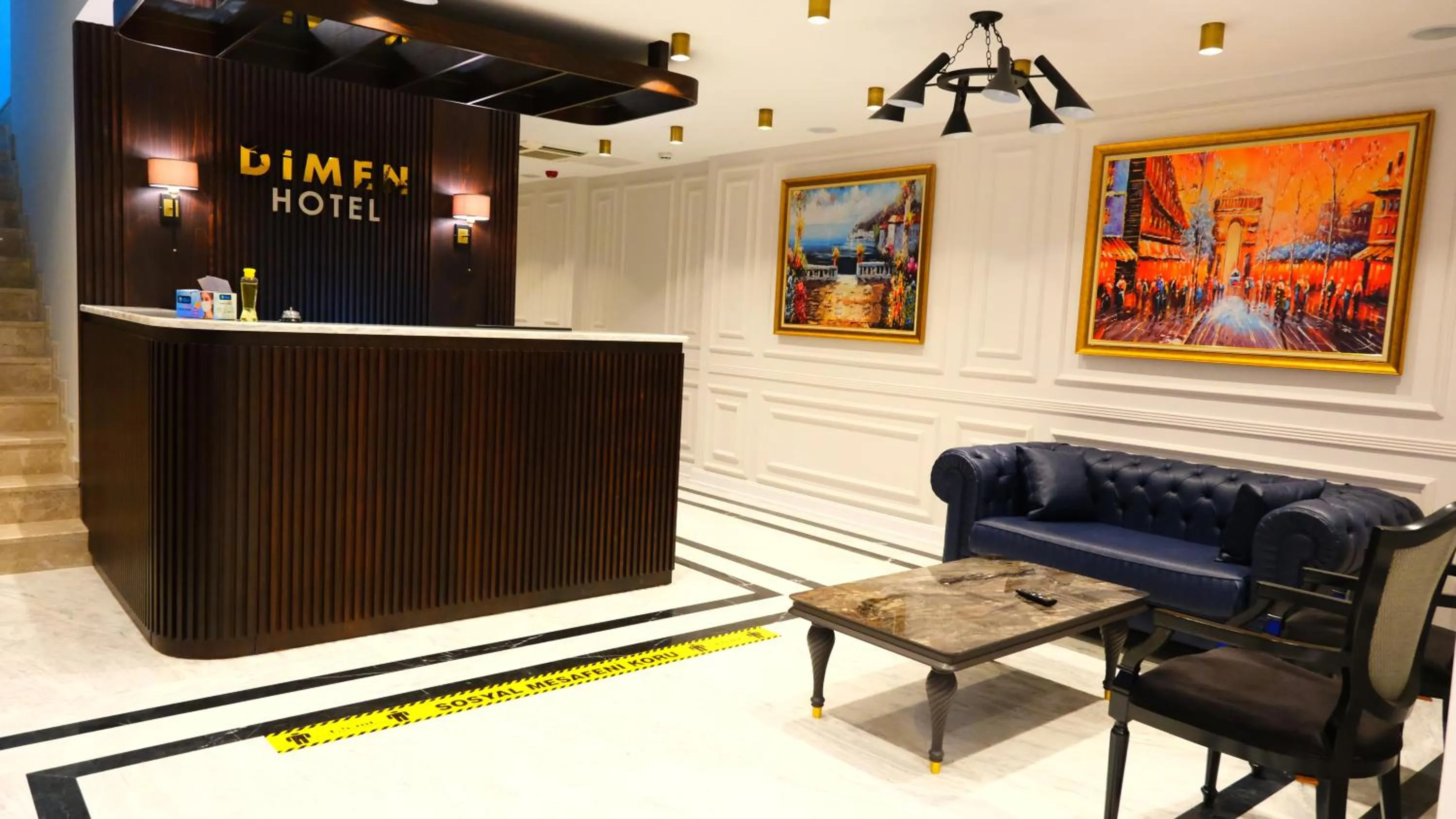 Lobby or reception in Dimen Hotel