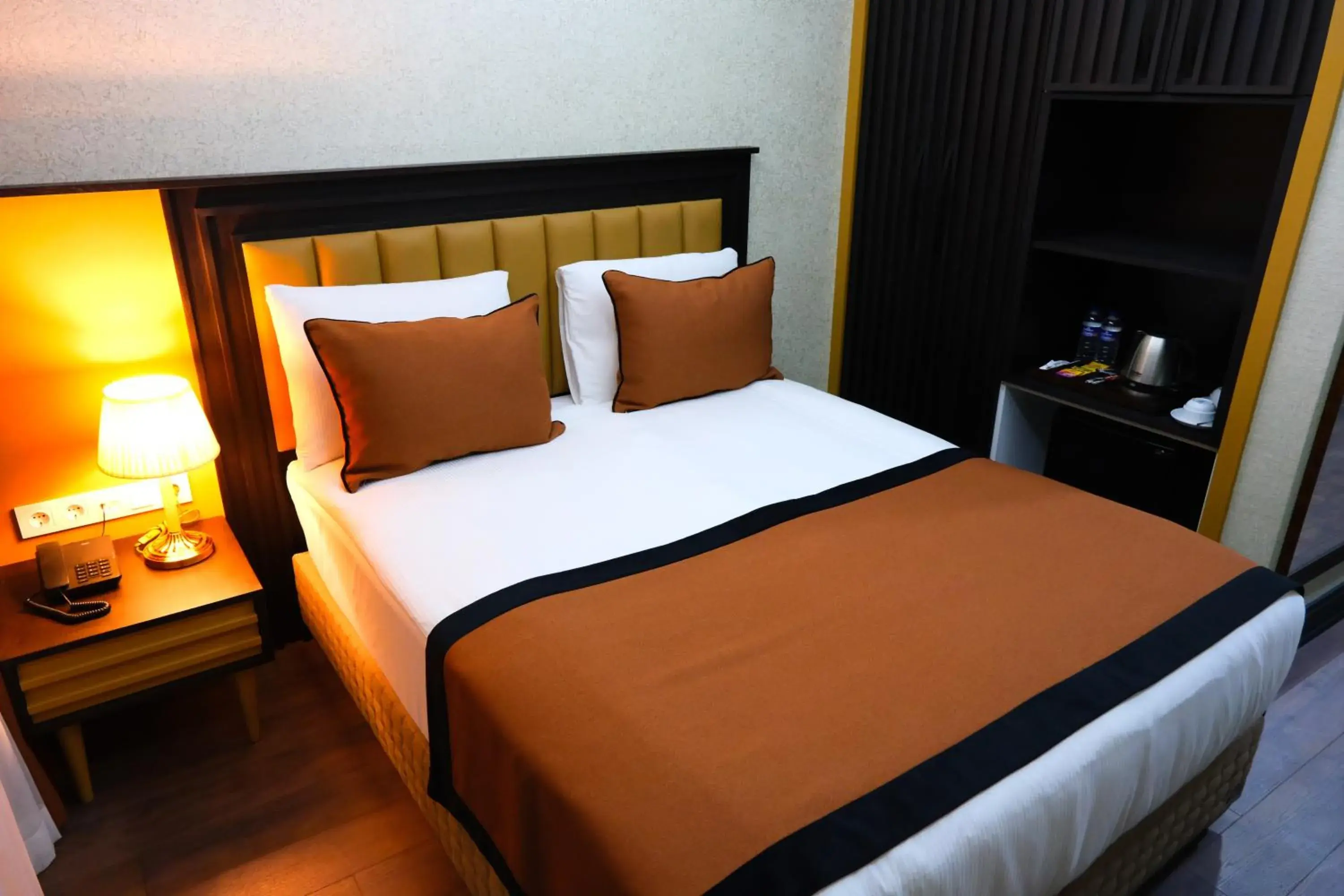 Standard Double Room - single occupancy in Dimen Hotel Standard Double Room - single occupancy in Dimen Hotel