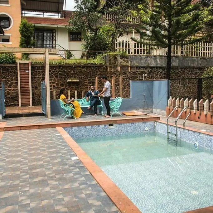 Swimming pool in Stone shelter