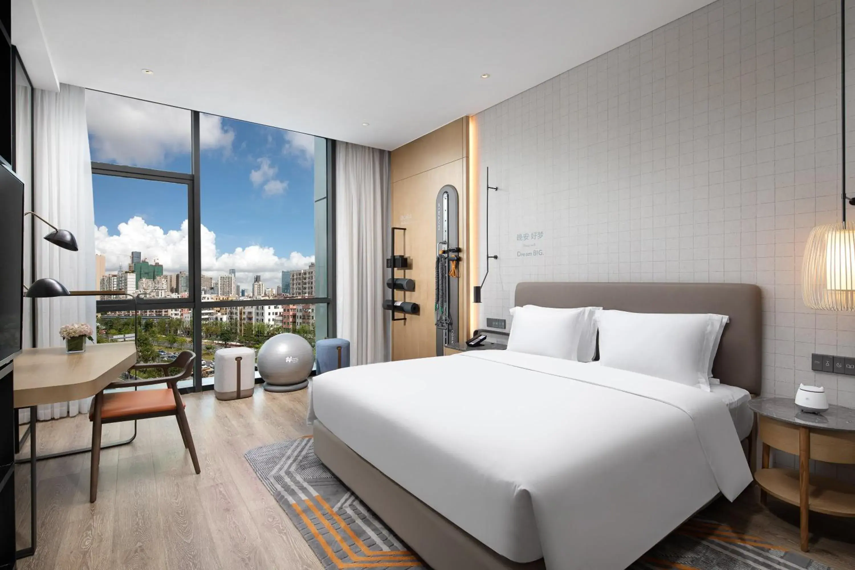 Photo of the whole room, Bed in EVEN Hotel Shenzhen Nanshan by IHG Photo of the whole room, Bed in EVEN Hotel Shenzhen Nanshan by IHG