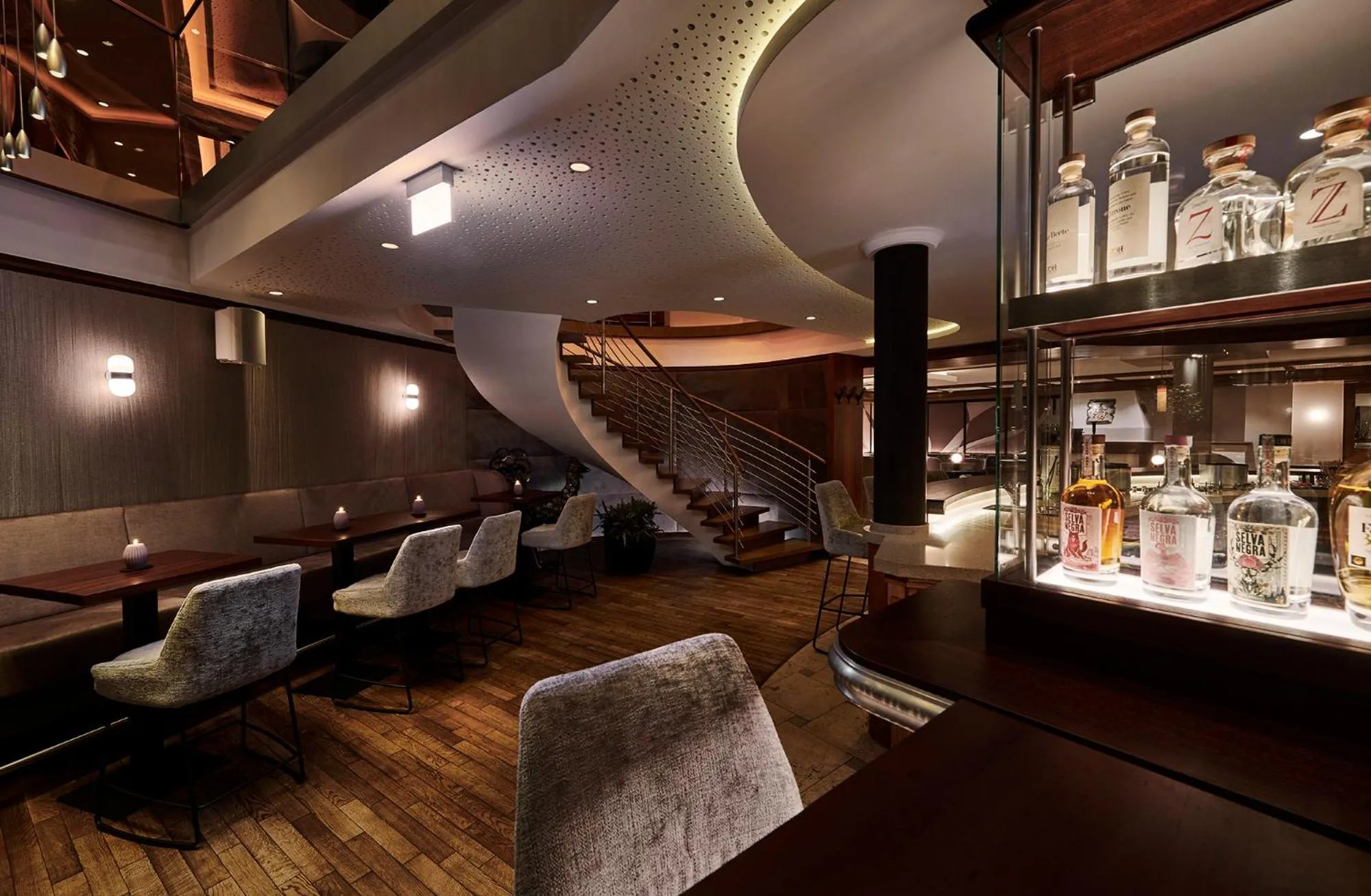 Lounge or bar in Hotel Kronelamm im Schwarzwald