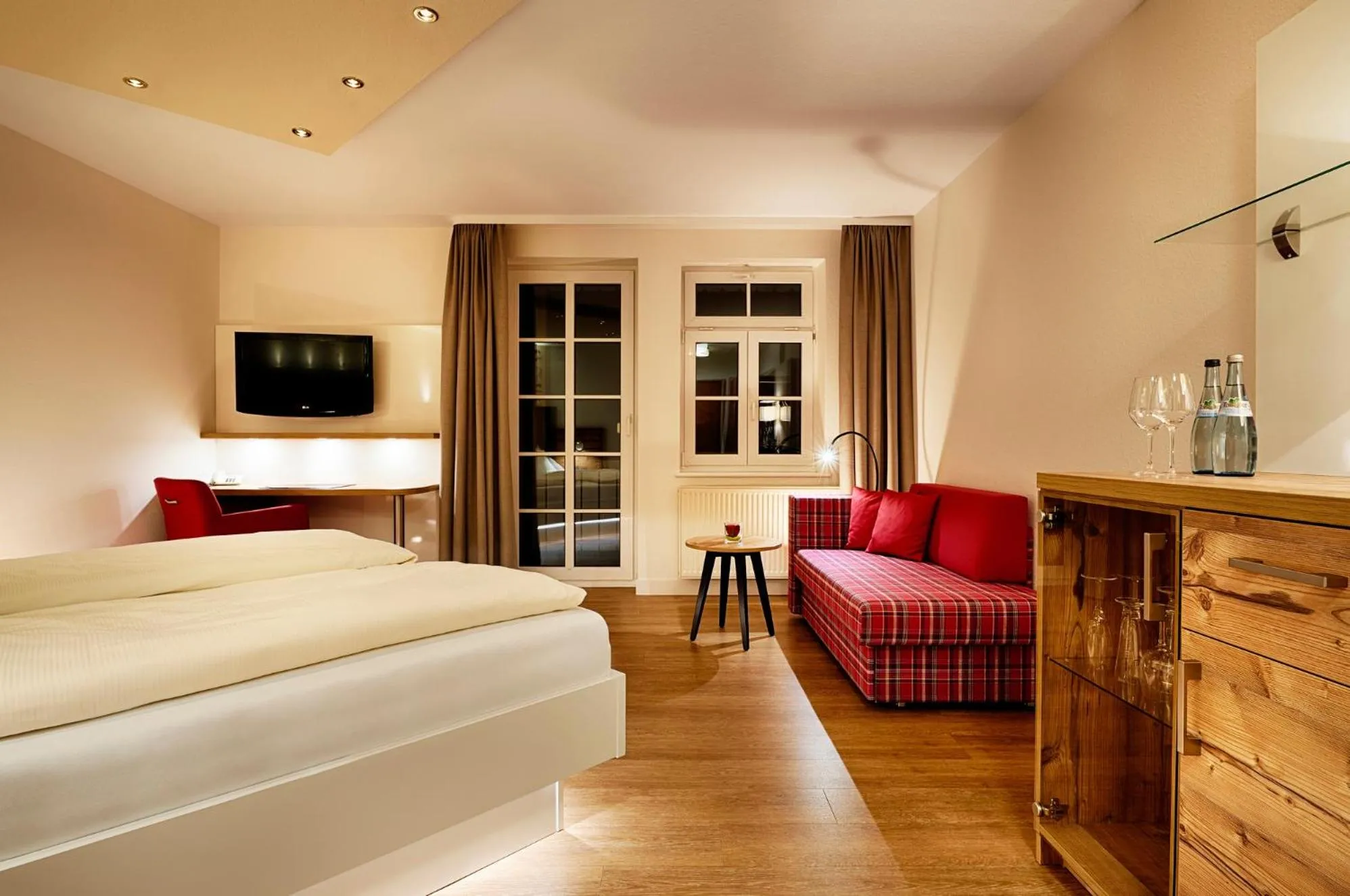 Photo of the whole room, Bed in Hotel Kronelamm im Schwarzwald