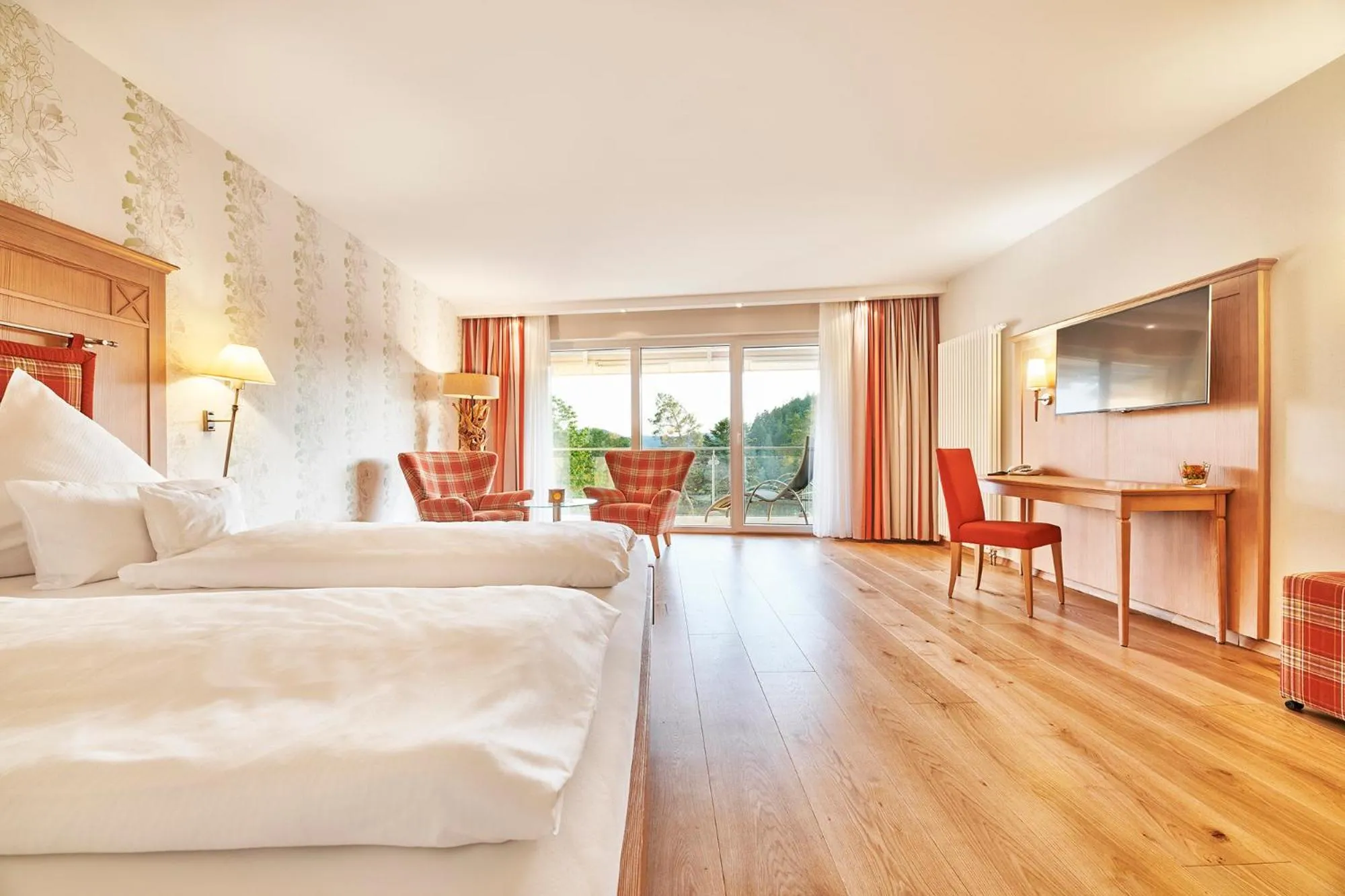 Photo of the whole room, Bed in Hotel Kronelamm im Schwarzwald
