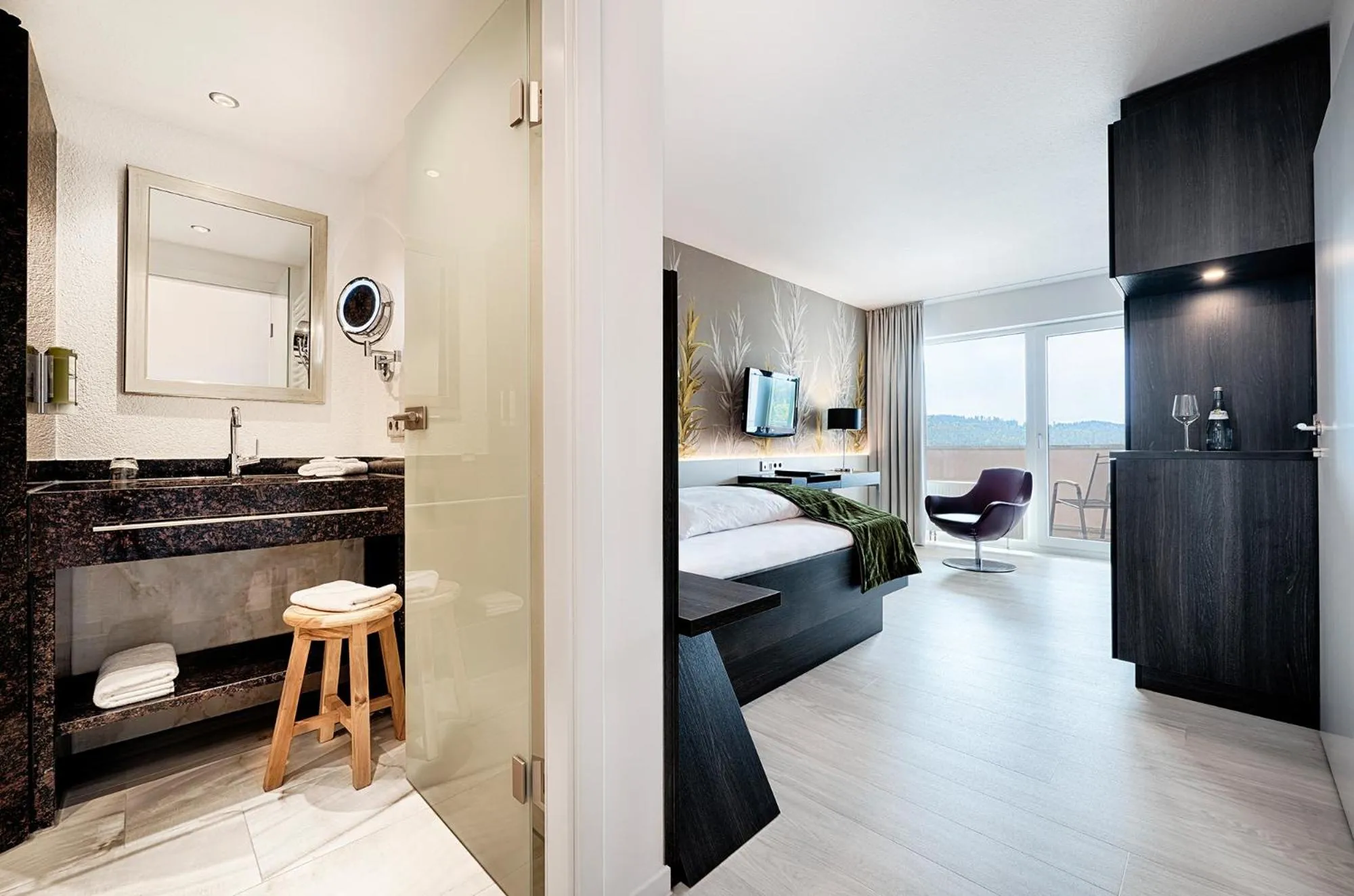 Bathroom, Bed in Hotel Kronelamm im Schwarzwald