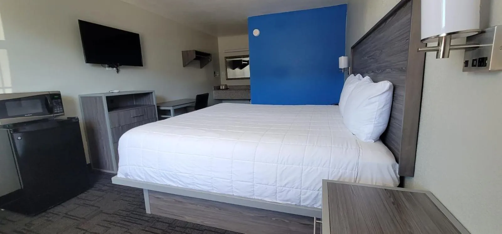 Bed in Green Country Inn