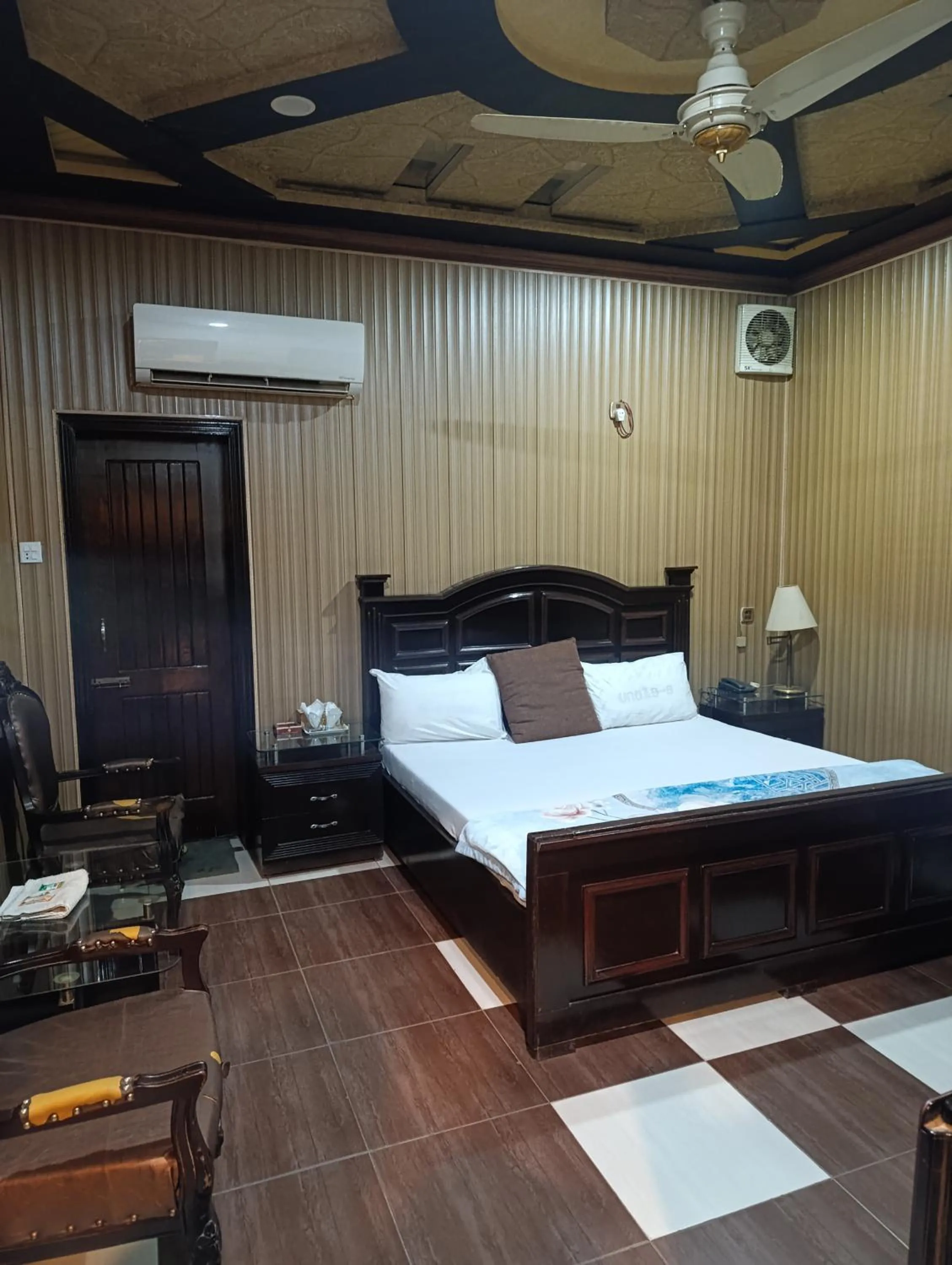 Bed in Hotels Inn Multan Laxen Inn Multan Hotels Pakistan