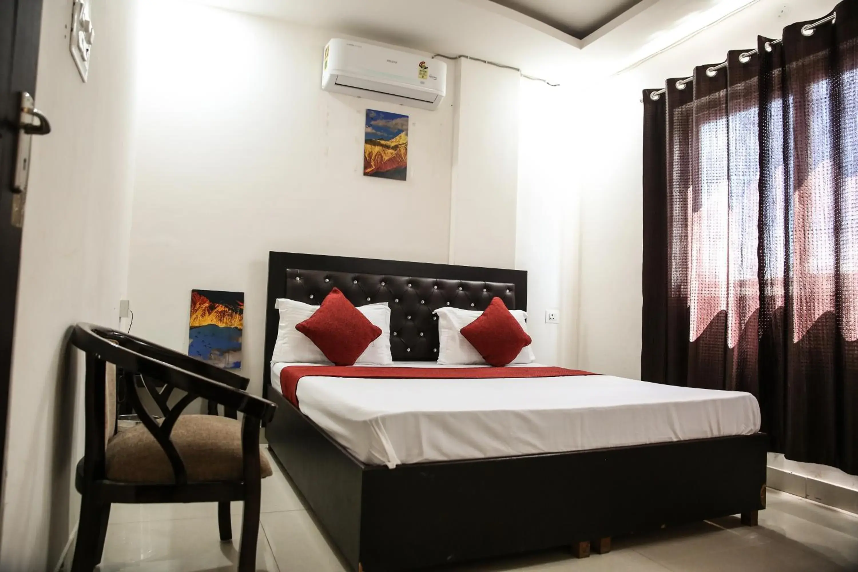 Bed in HOTEL SATYA Bed in HOTEL SATYA