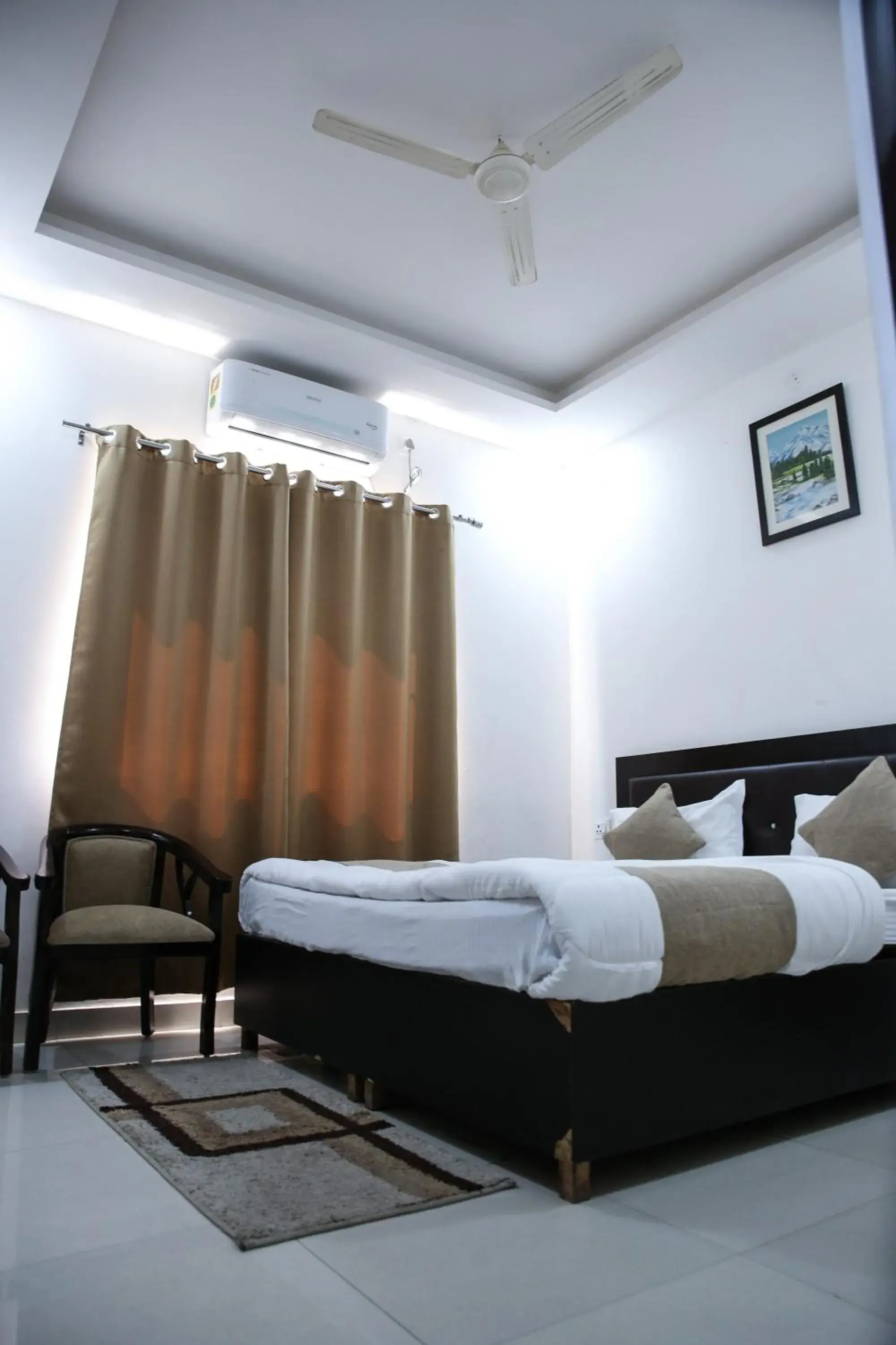 Bedroom, Bed in HOTEL SATYA Bedroom, Bed in HOTEL SATYA