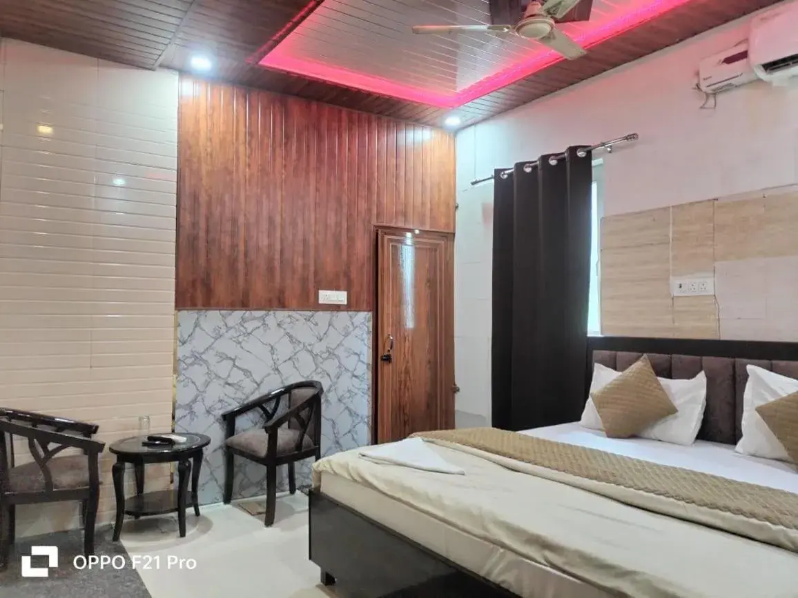 Bed in HOTEL SATYA Bed in HOTEL SATYA