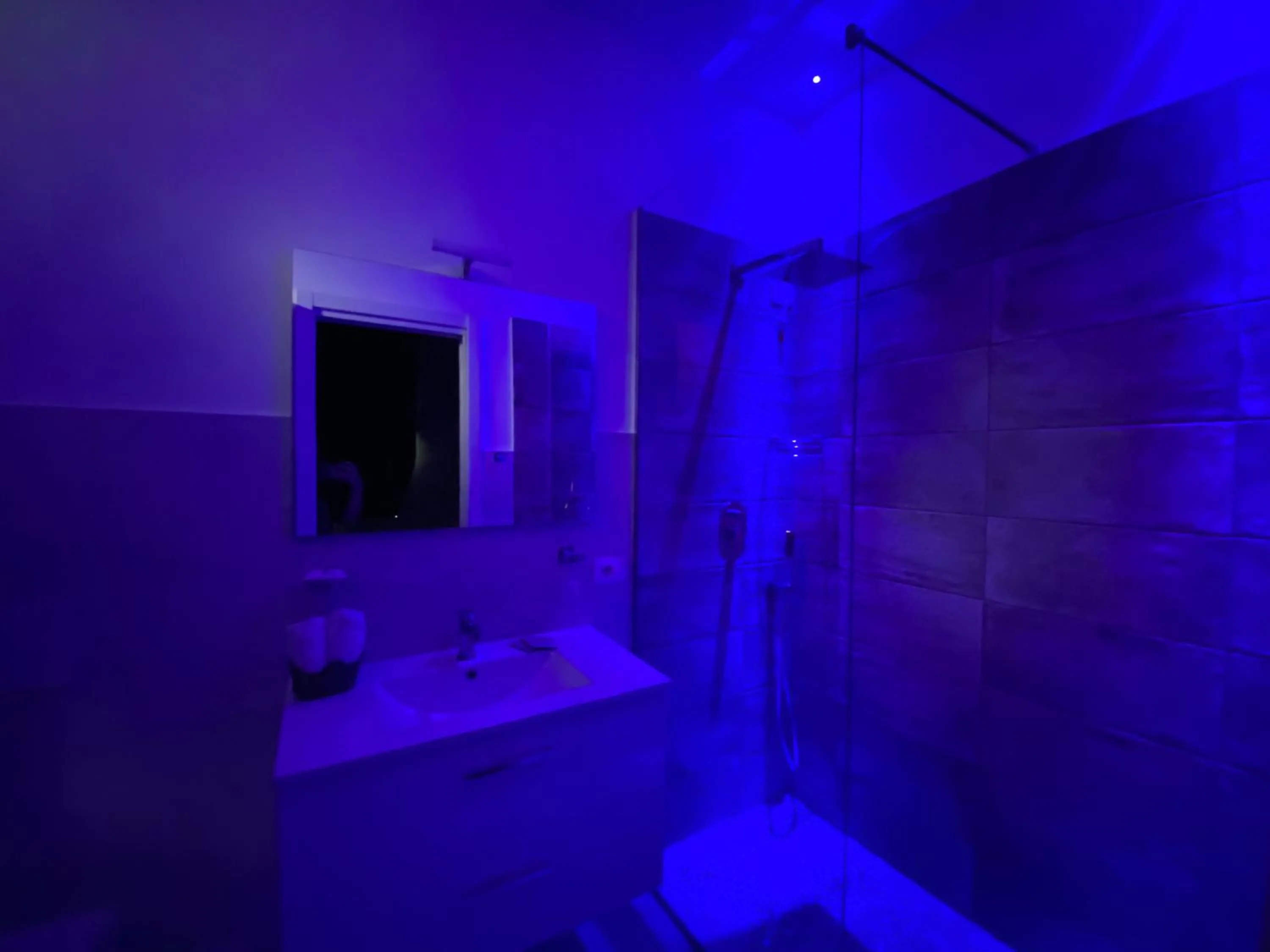 Bathroom in Villa Gabriella - Rooms & Breakfast