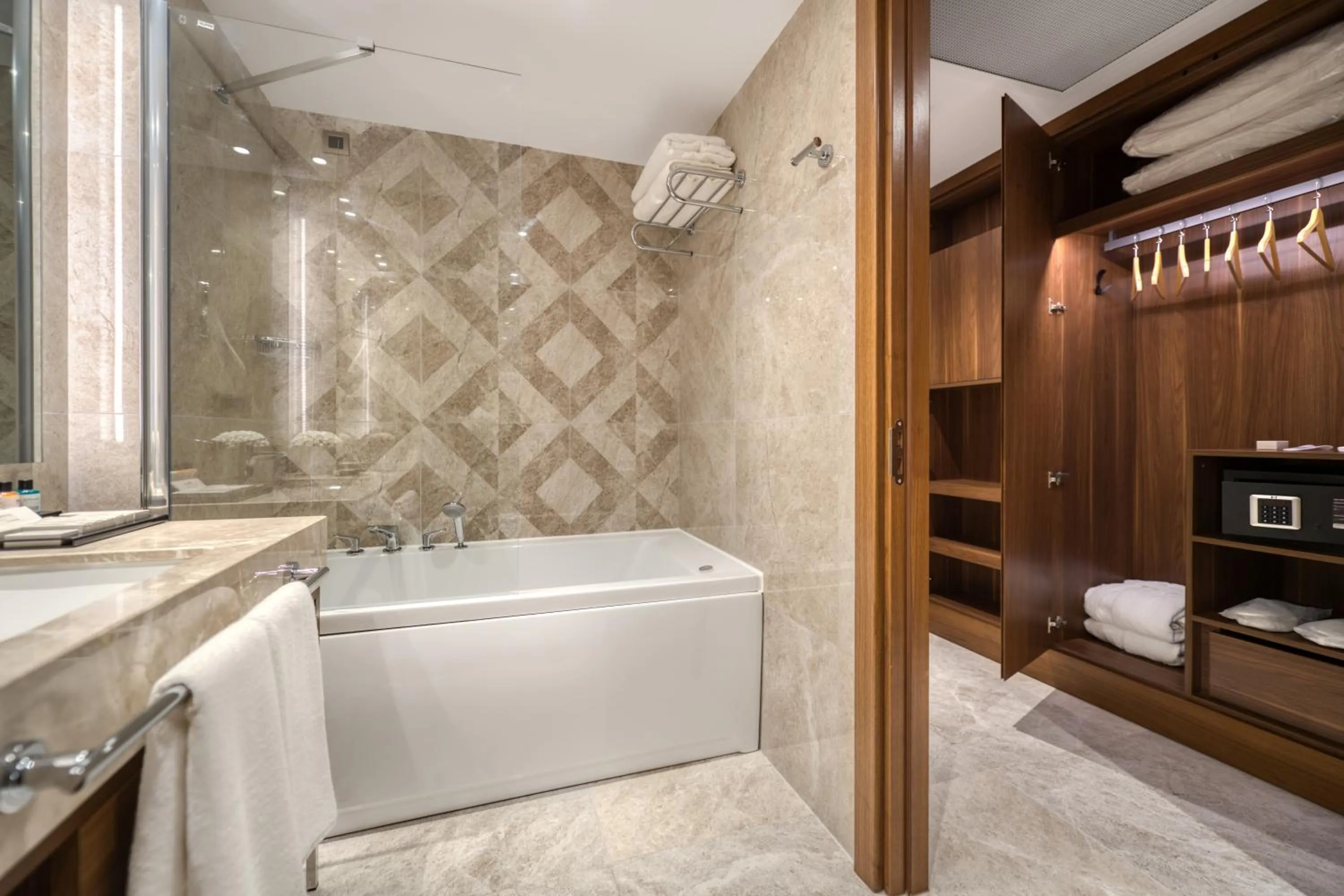 Bathroom in BN Hotel Thermal & Wellness