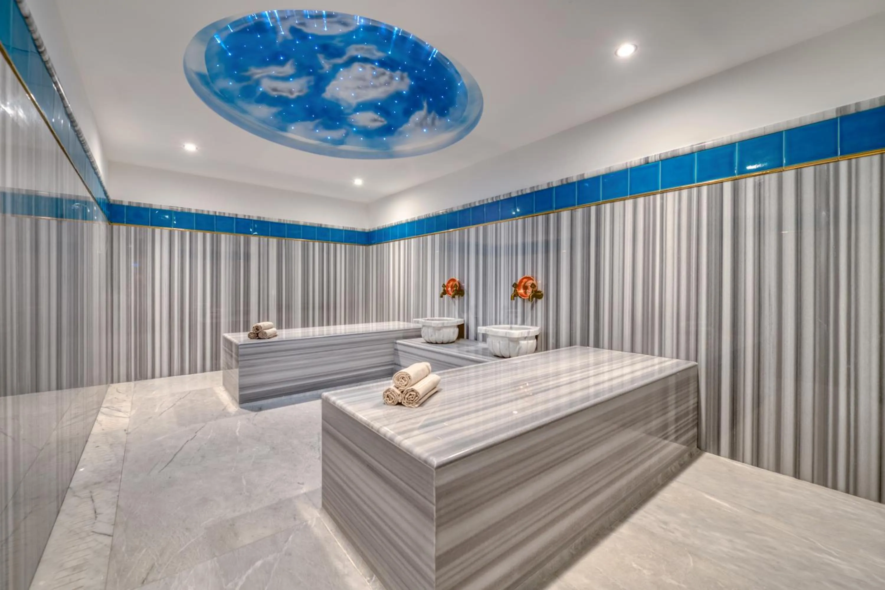 Public Bath in BN Hotel Thermal & Wellness
