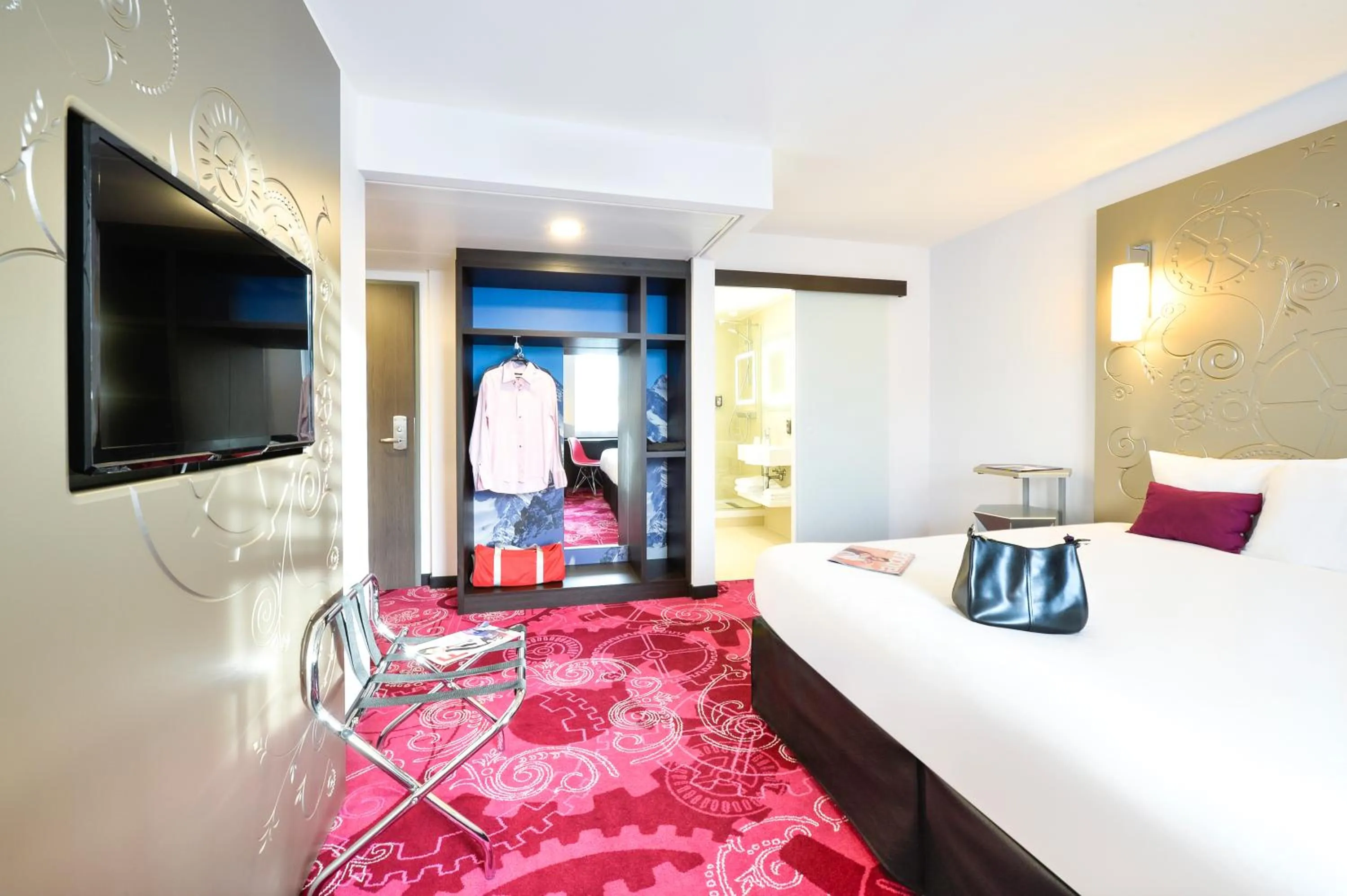 Bed in VISIONAPARTMENTS Place de Cornavin - contactless check-in