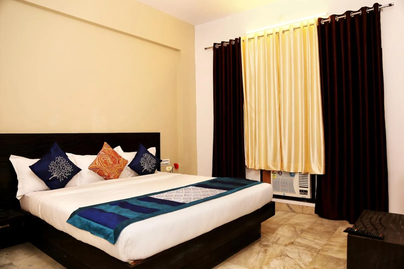 Bed in Hotel Ace Plaza