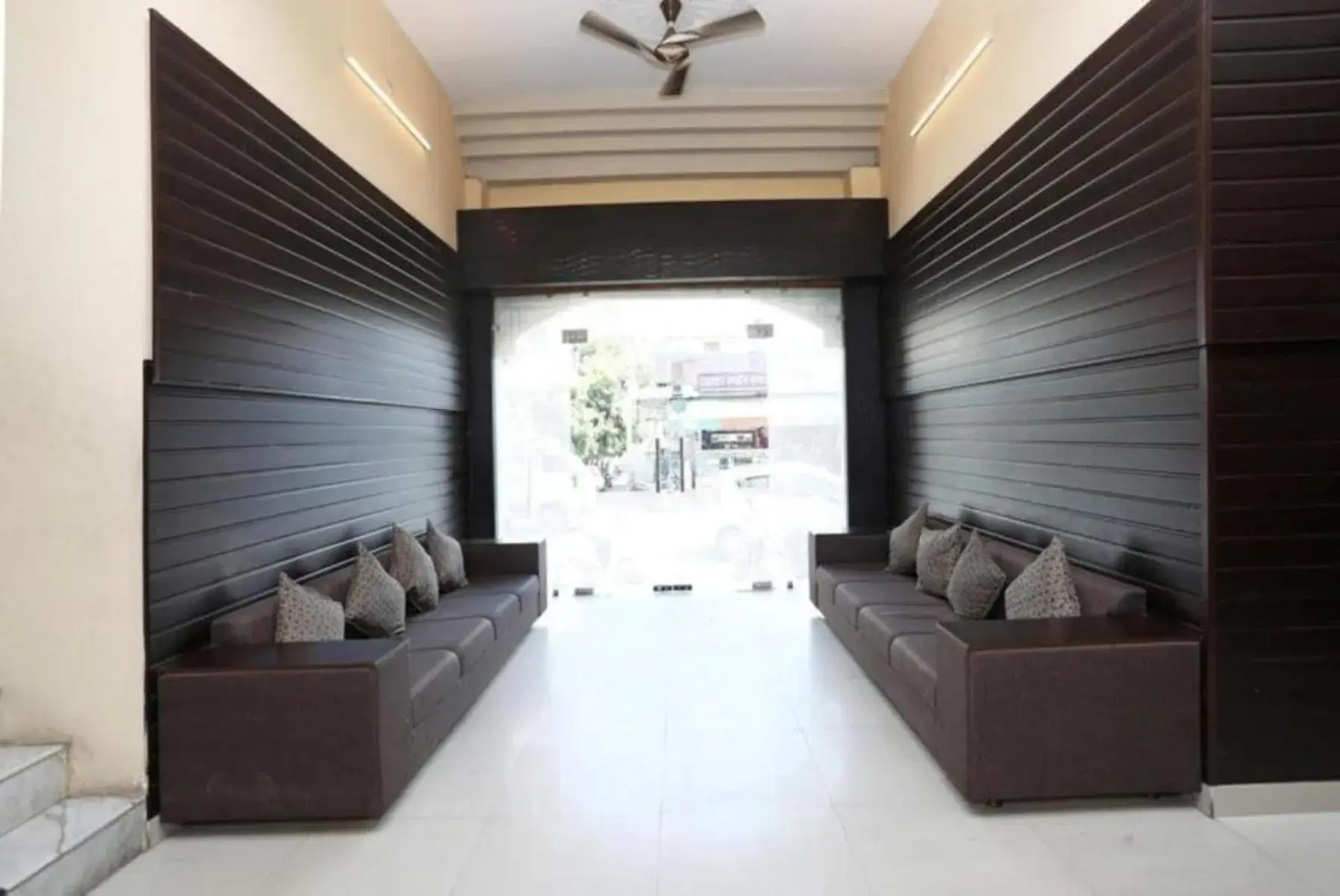 Lobby or reception in Hotel Ace Plaza Lobby or reception in Hotel Ace Plaza