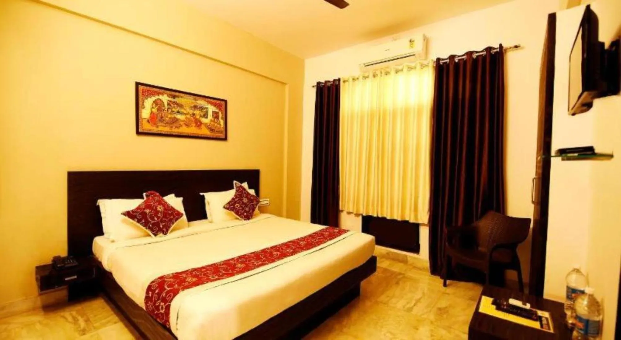 Bedroom, Bed in Hotel Ace Plaza