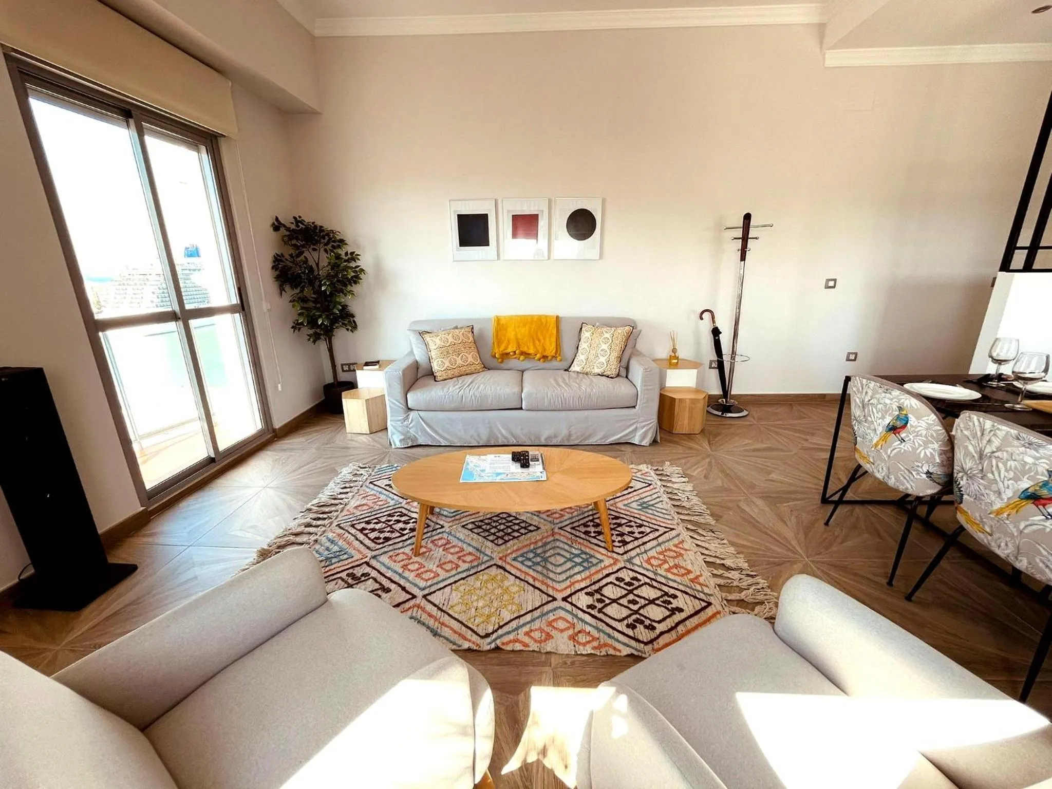 Skyline - Penthouse with 50m2 private terrace and stunning views