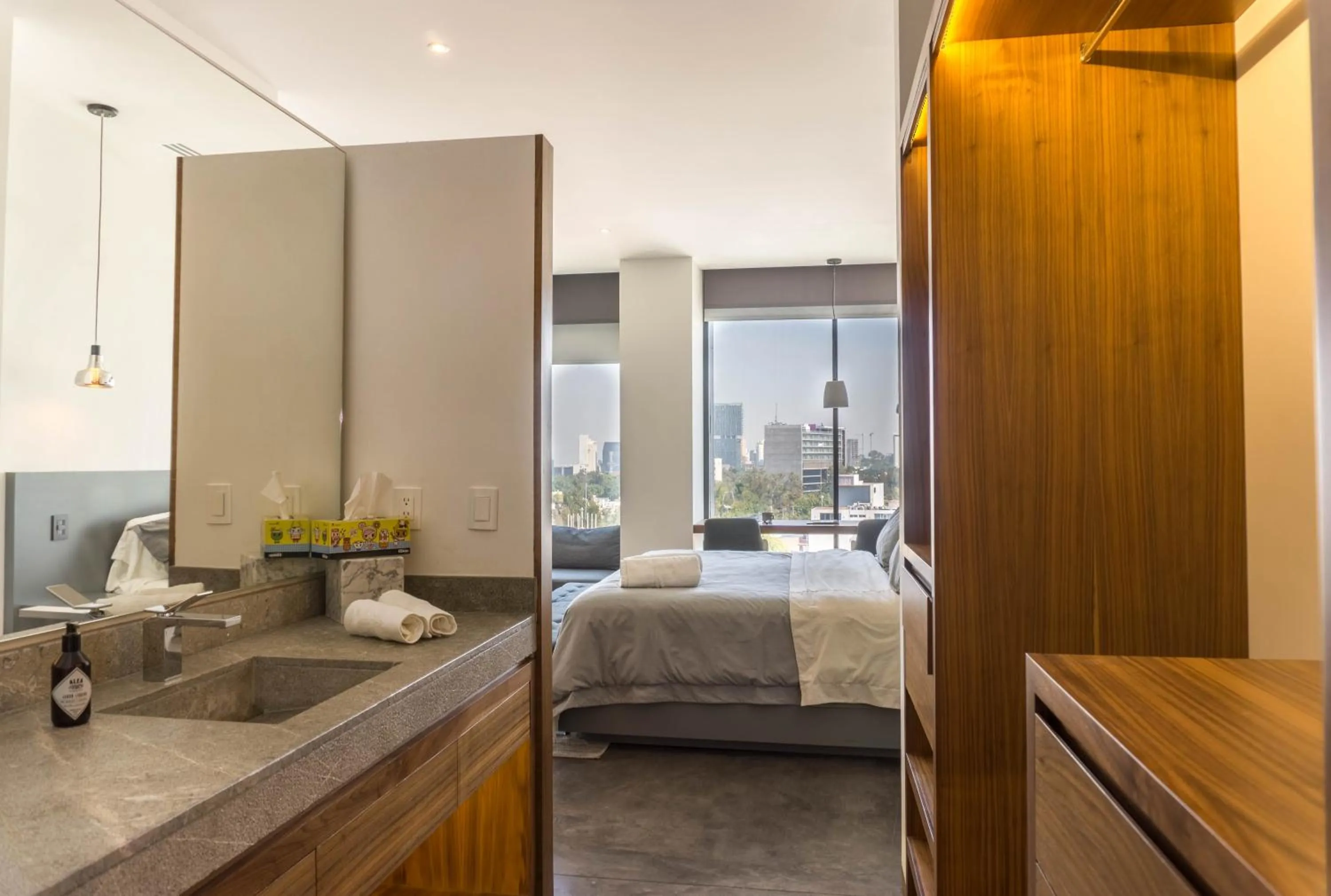 Bedroom, Bed in Suites BQ