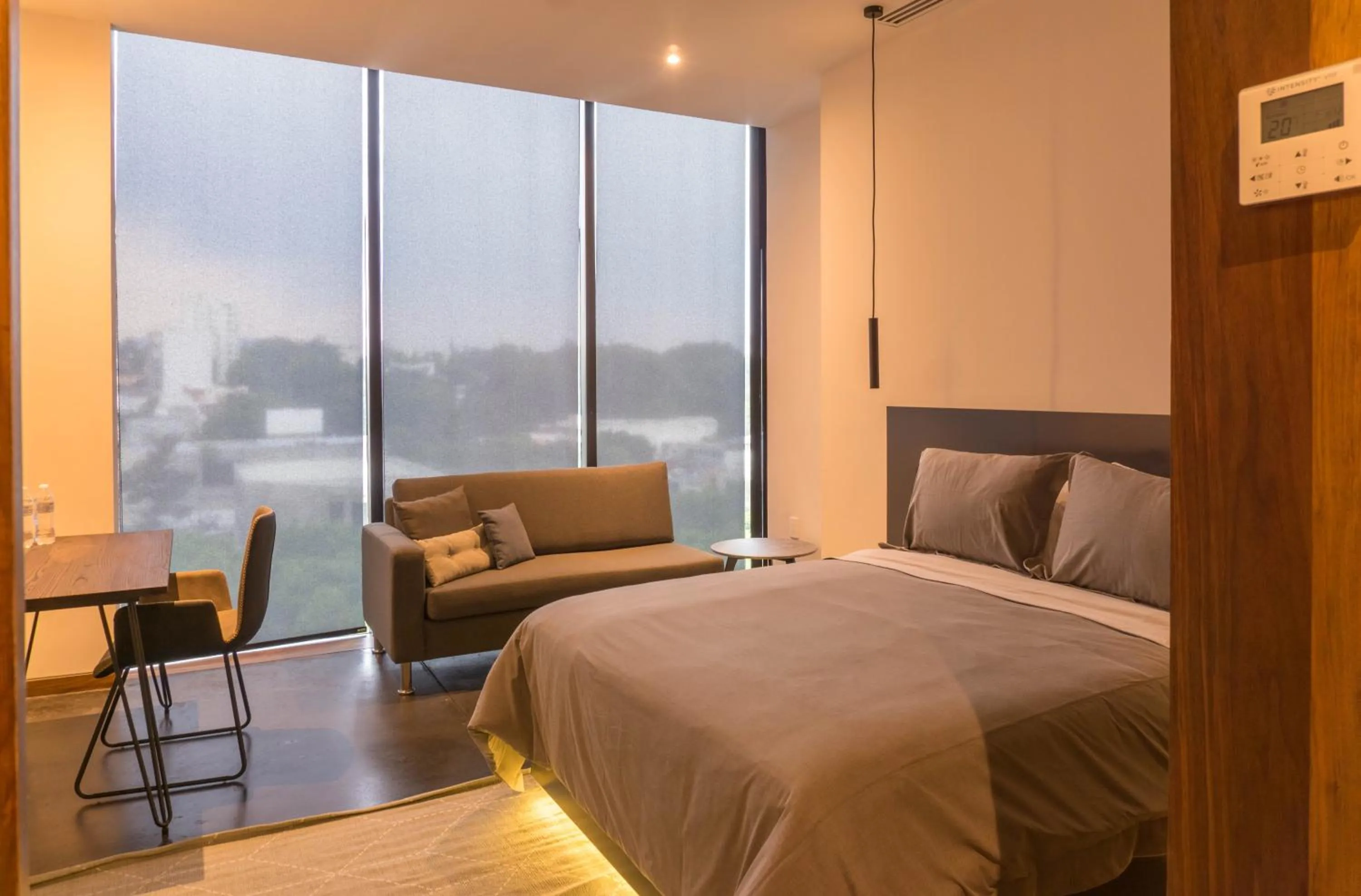 Bedroom, Bed in Suites BQ