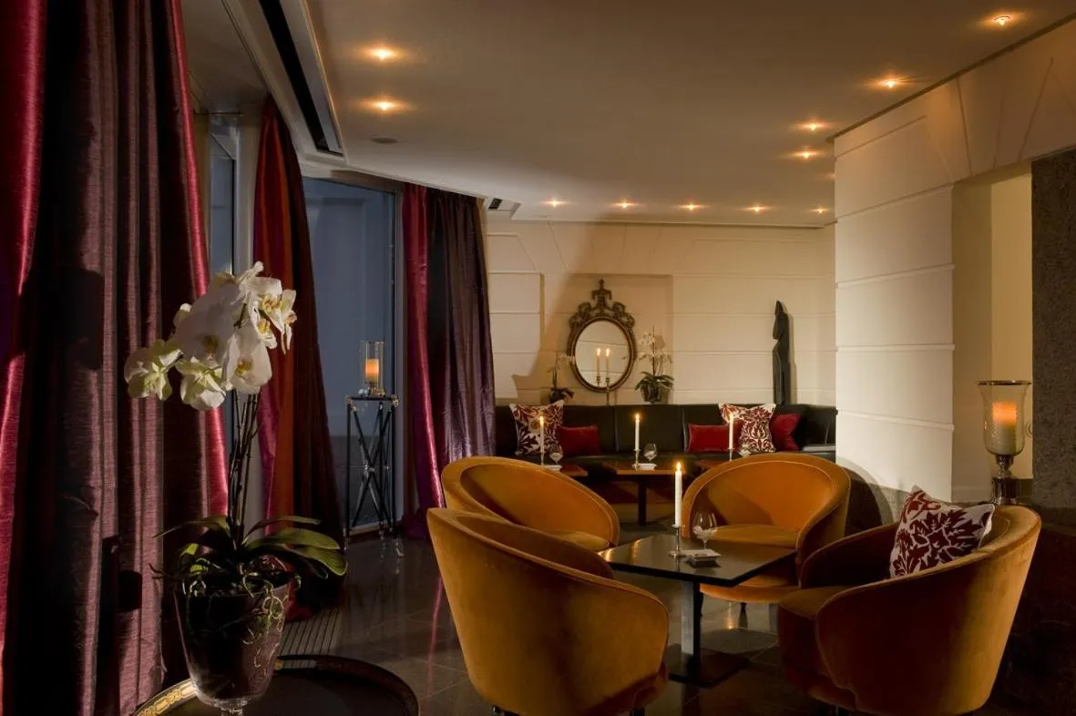 Lounge or bar in Schlosshotel Burg Schlitz