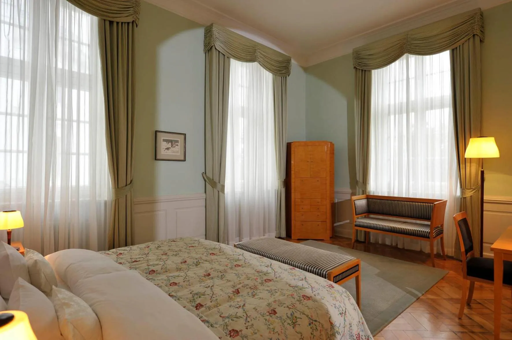 Bedroom, Bed in Schlosshotel Burg Schlitz